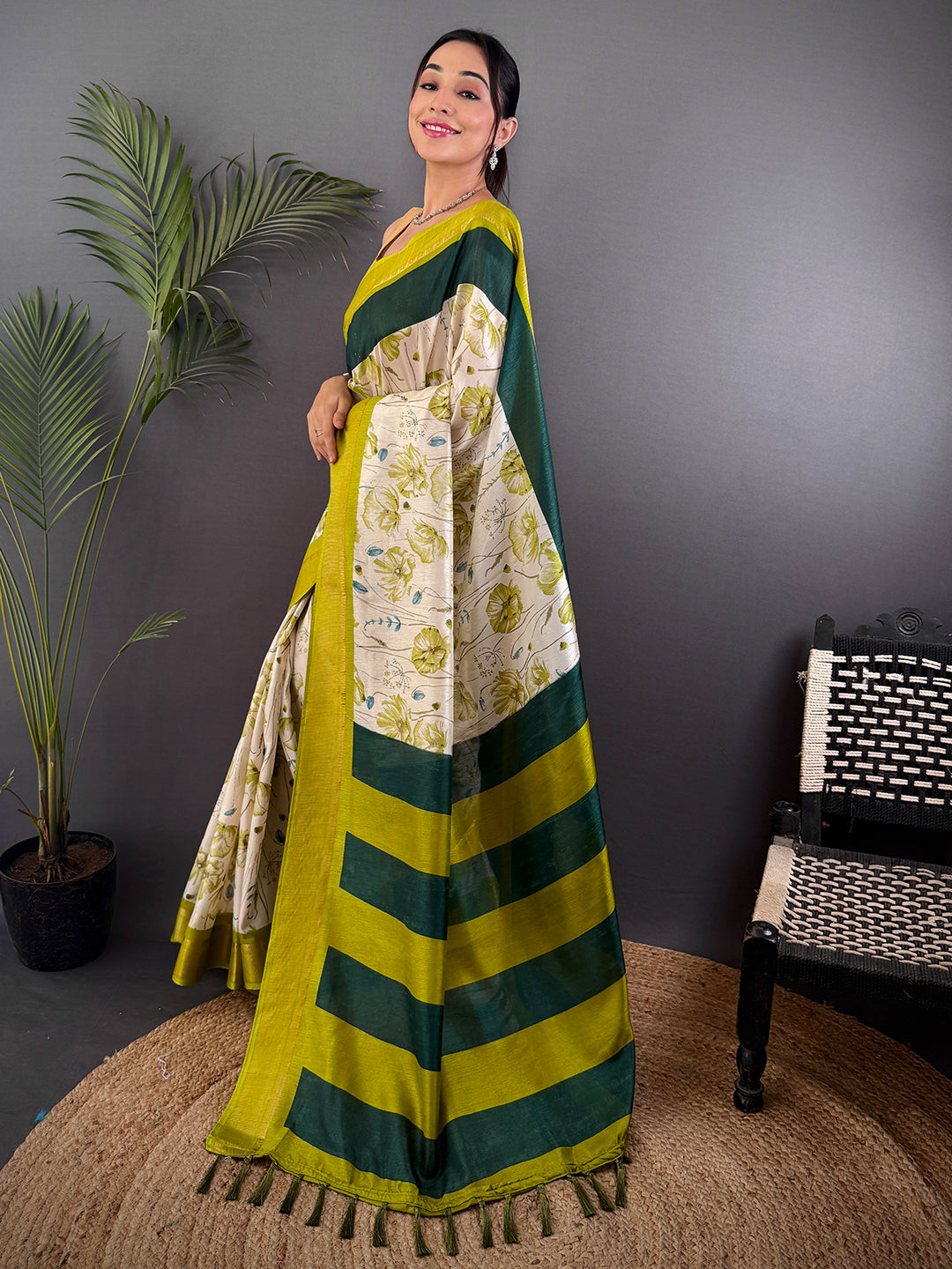 Olive Dola Silk Floral Print Saree by My Store