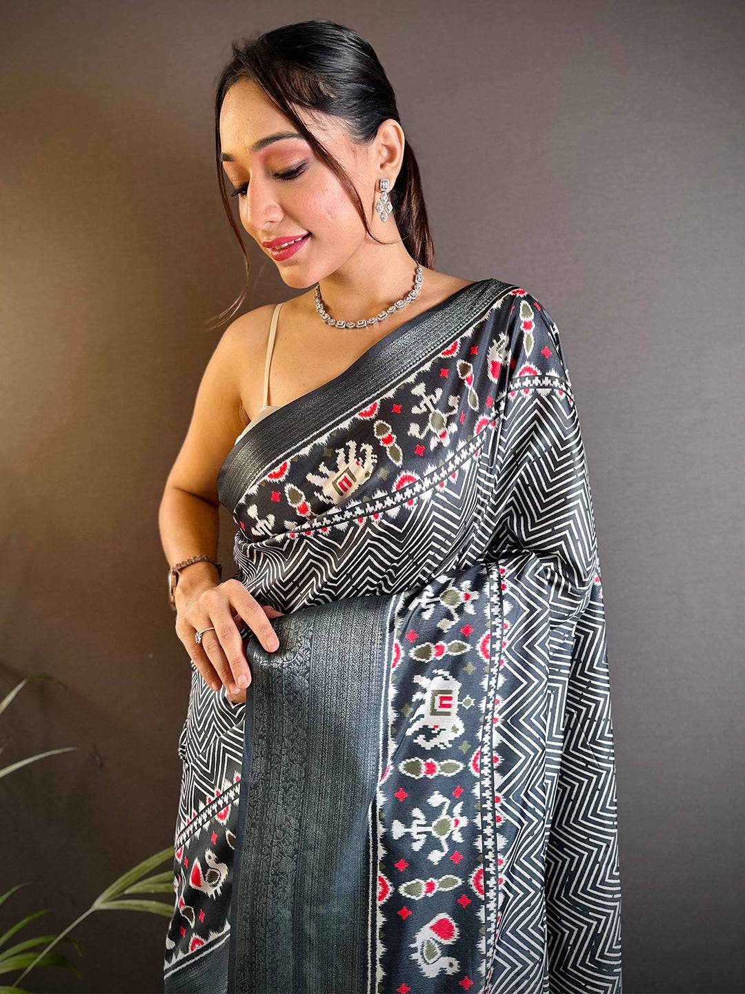Grey Zig Zag Kalamkari Kanchi Silk Saree by My Store