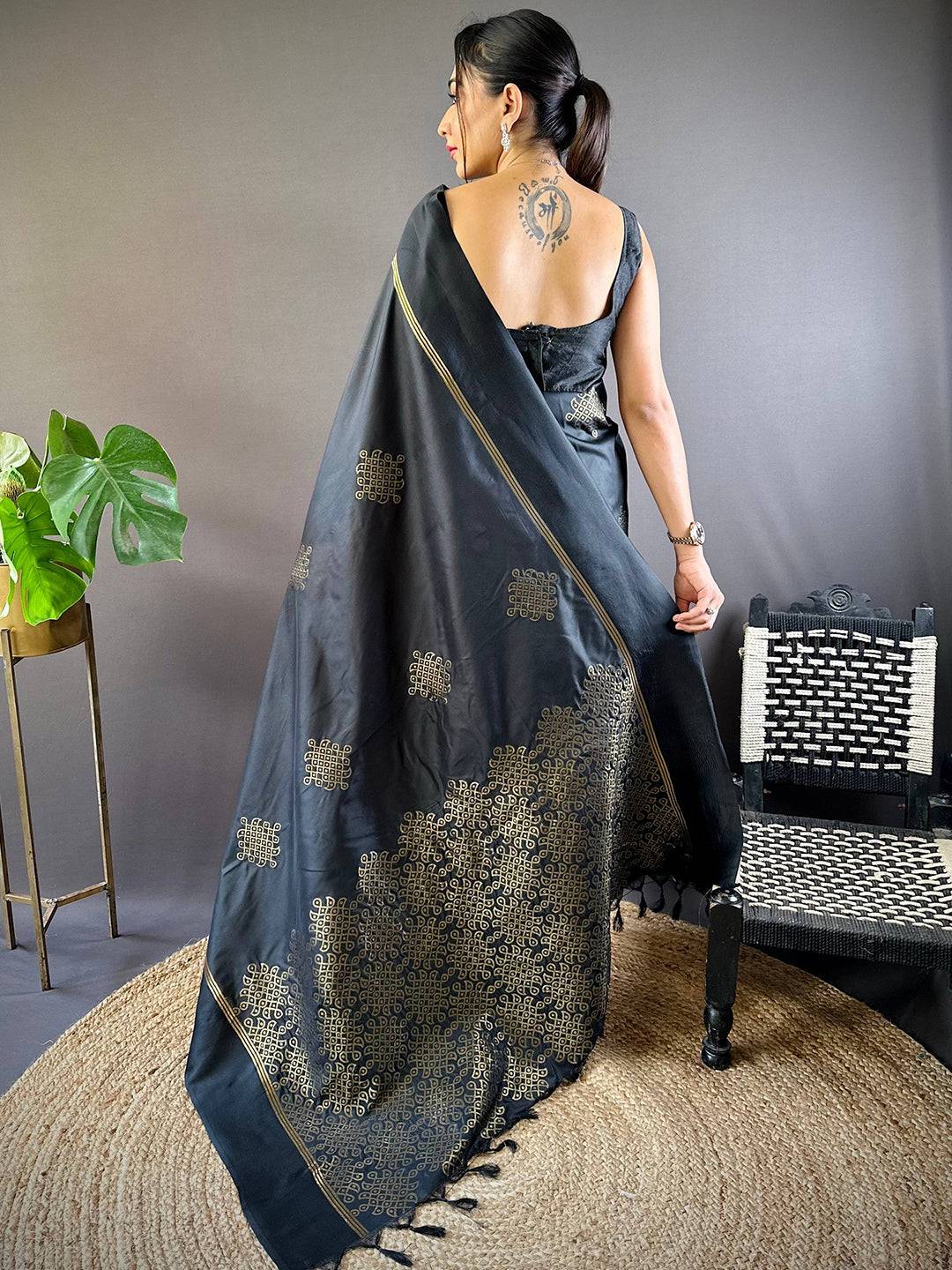 Soft Silk Kolam With Rangoli Jari Saree by My Store