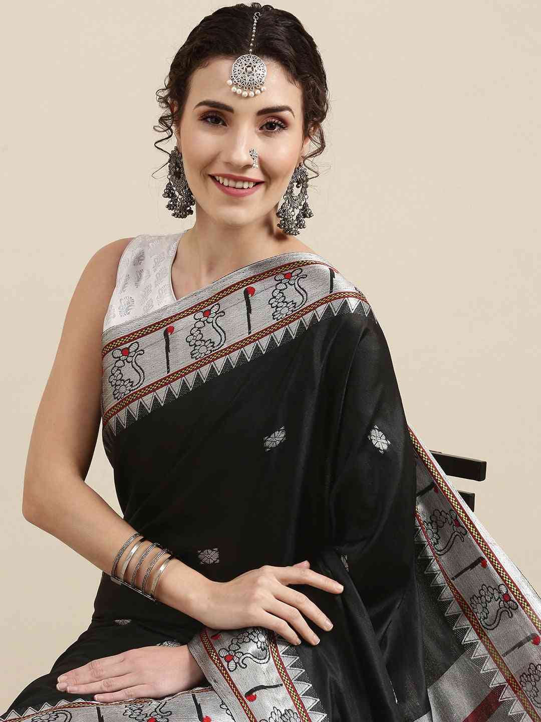 Beautiful Black Zari Silk Cotton Paithani Saree