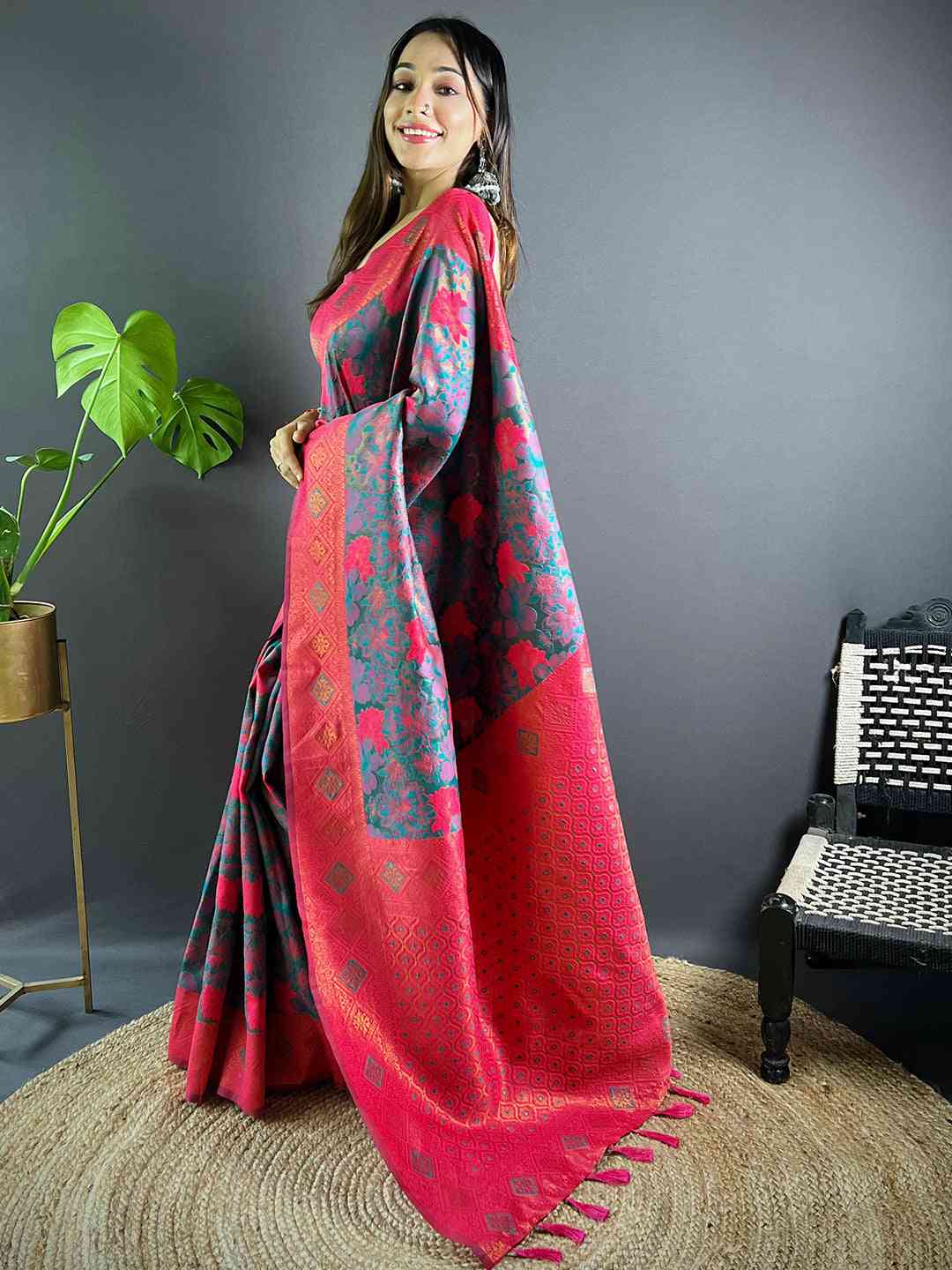 Rama Soft Silk Butta Weaving Saree by My Store