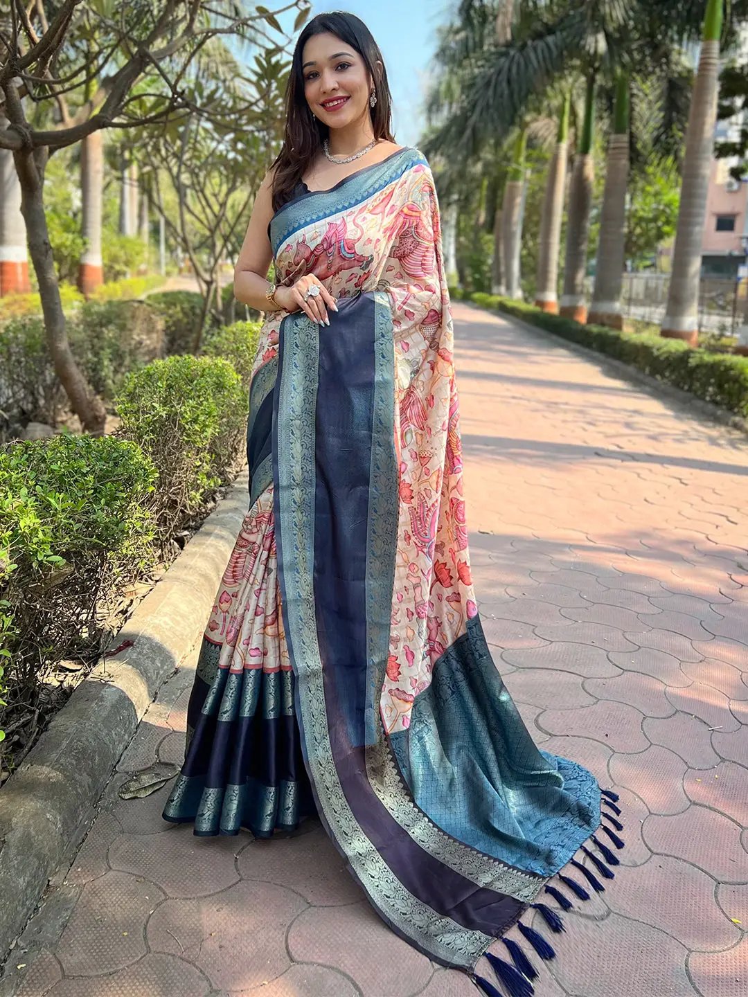 Blue Colour Double Border Chex Weaving Banarasi Soft Silk Saree