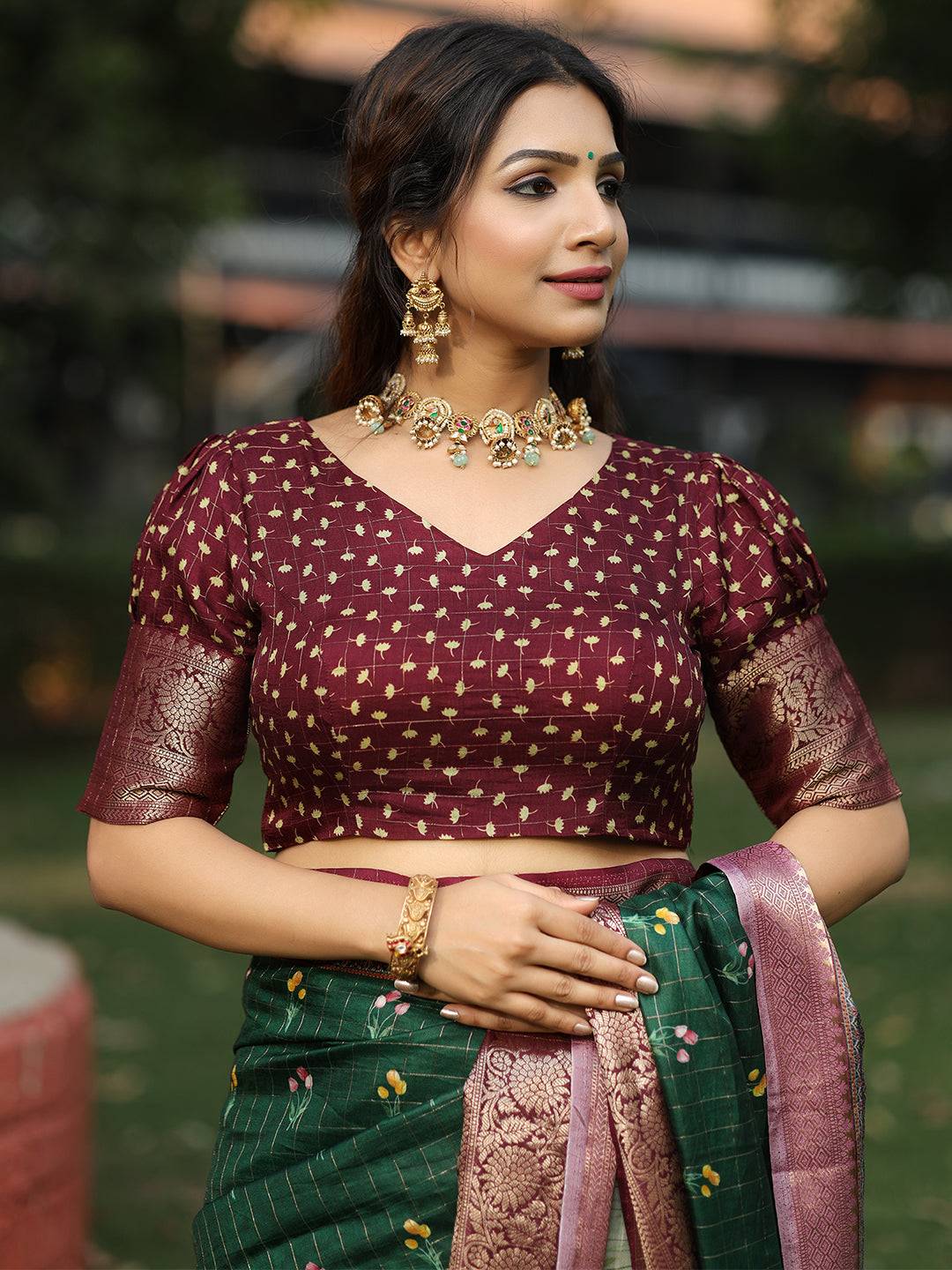 Bottle Green Colour Pure Viscose Dola Silk Saree With Mughal Motifs - Luxe by My Store