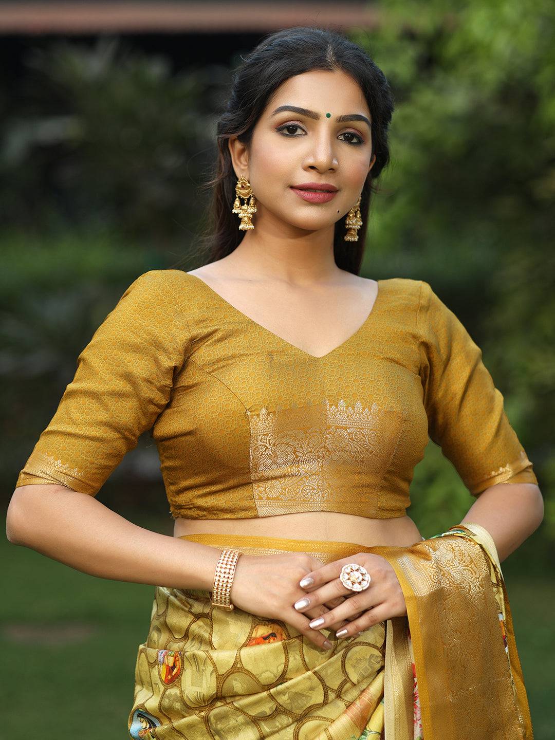 Yellow Colour Pure Viscose Dola Silk Floral & Mughal Print Saree - Luxe