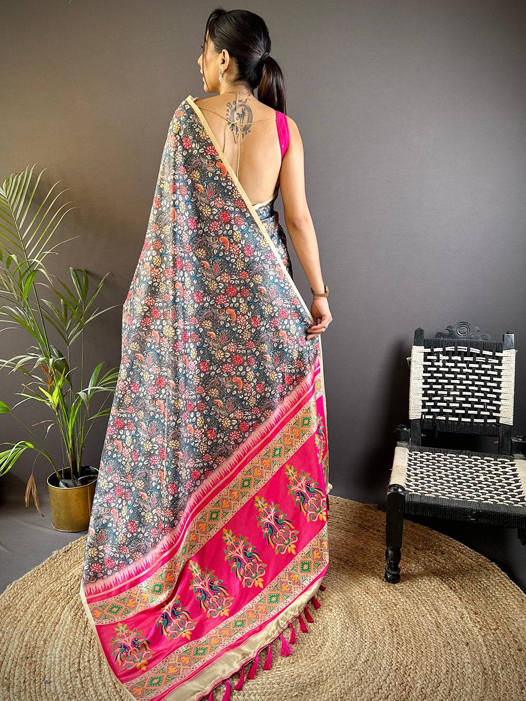 Grey Kalamkari Floral Print Gamthi Saree by My Store