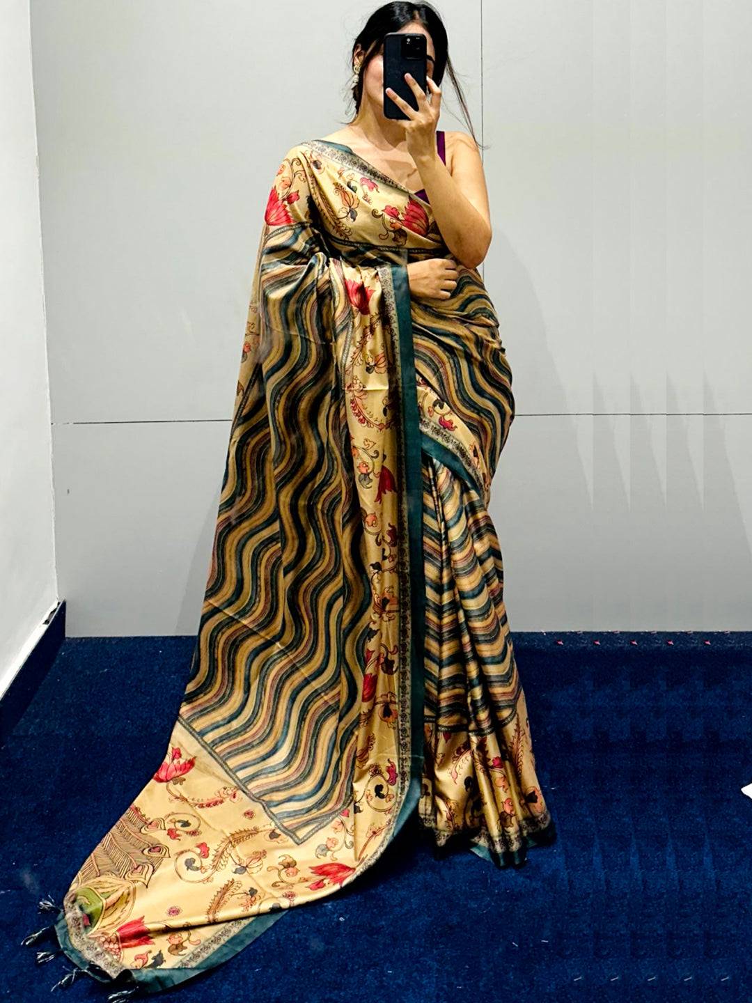 Teal Tussar Silk Kalamakri Flower With Leheriya Print Saree