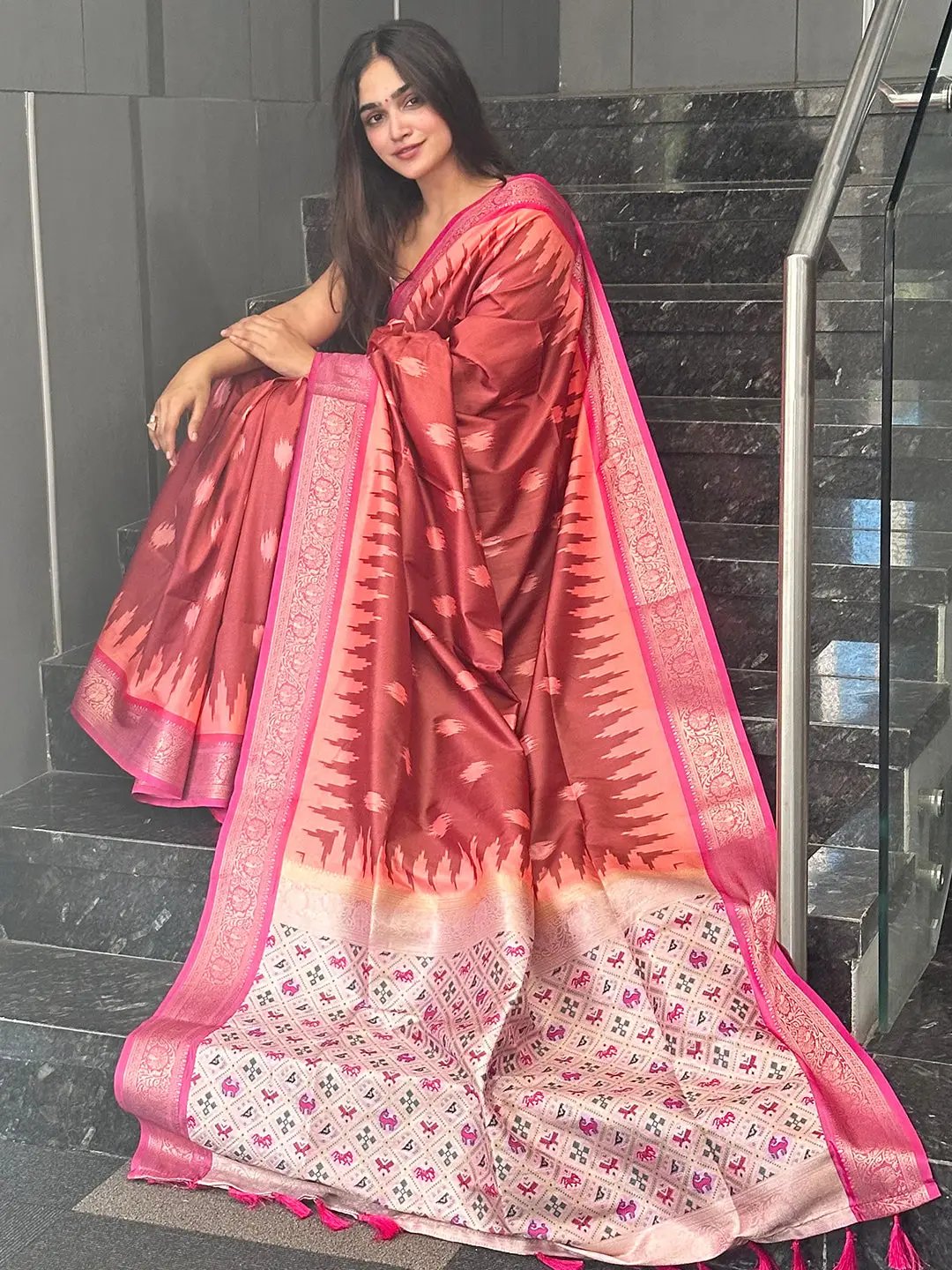 Brown Soft Banarasi saree With Zari Patola Pallu. by My Store