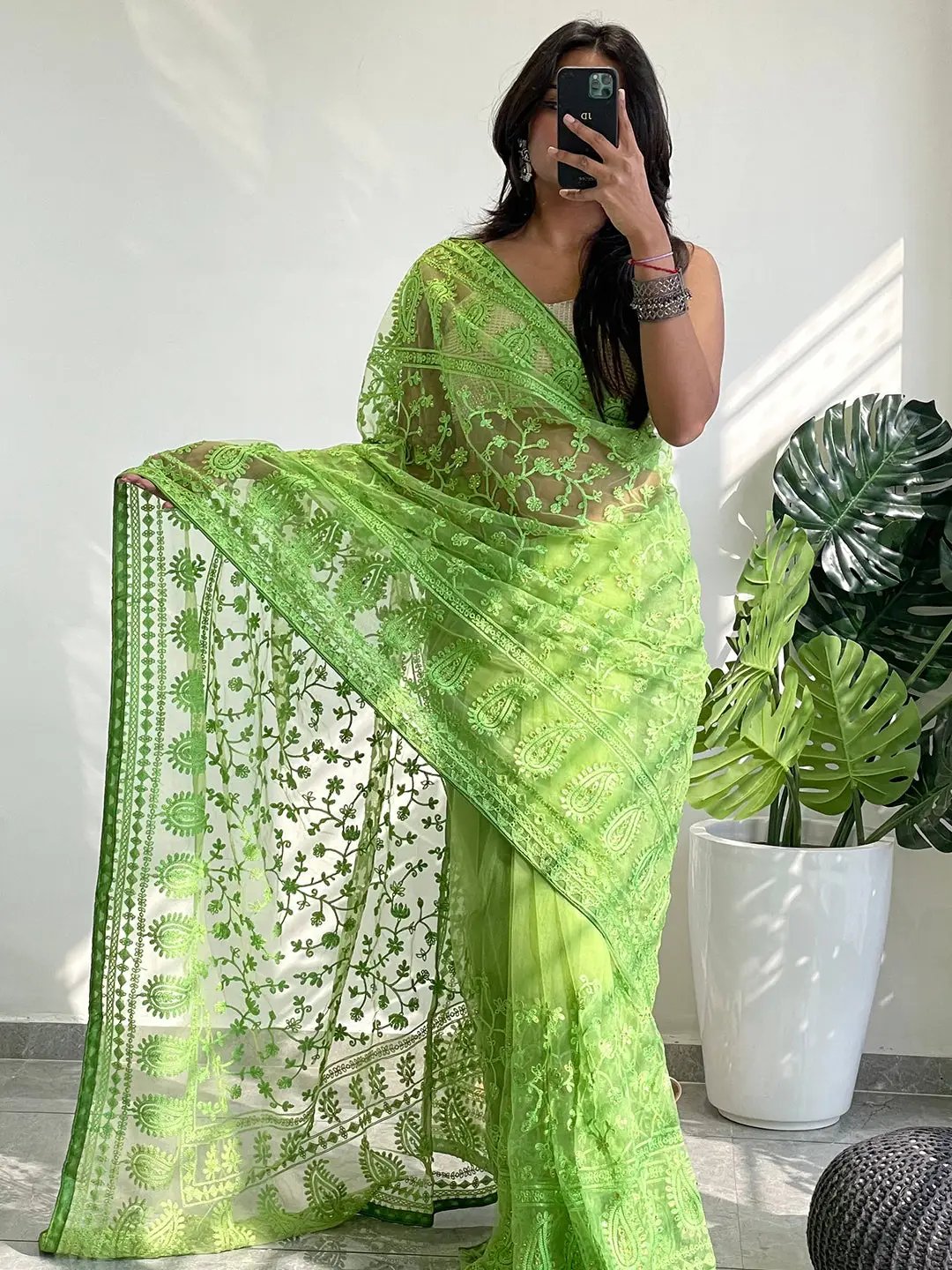 Elegant Saree Adorned with Ethnic Motifs, Intricate Threadwork, and Embellished Borders by My Store