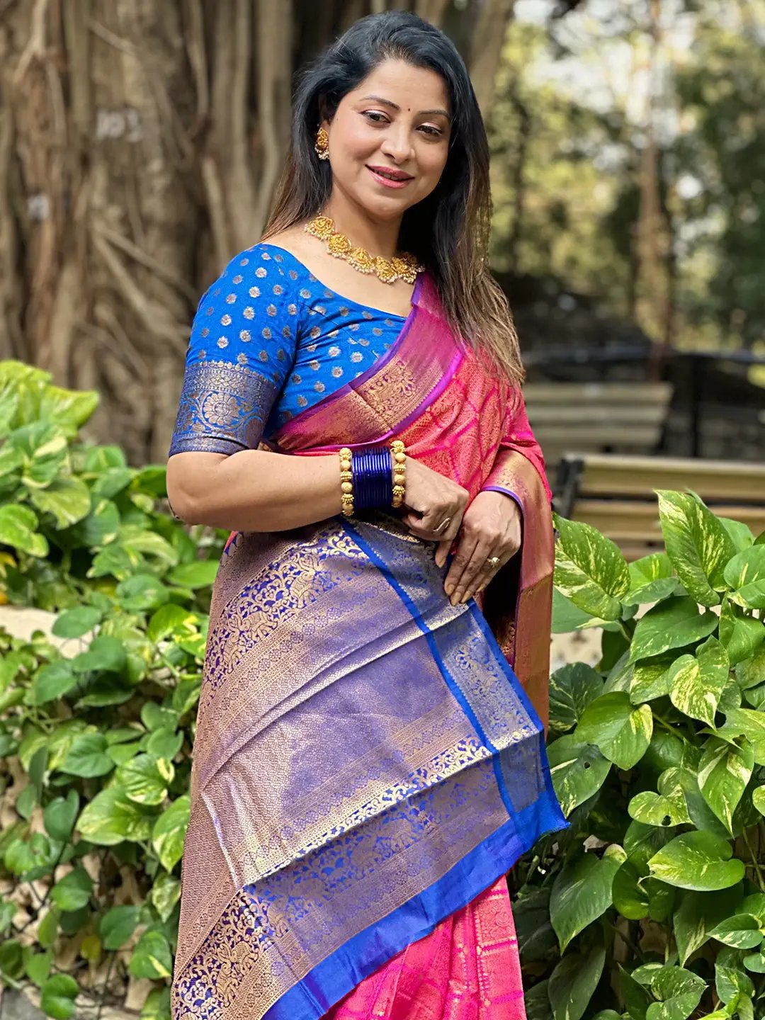 Checked Print Kanjivaram Silk Saree With Zari Work by My Store