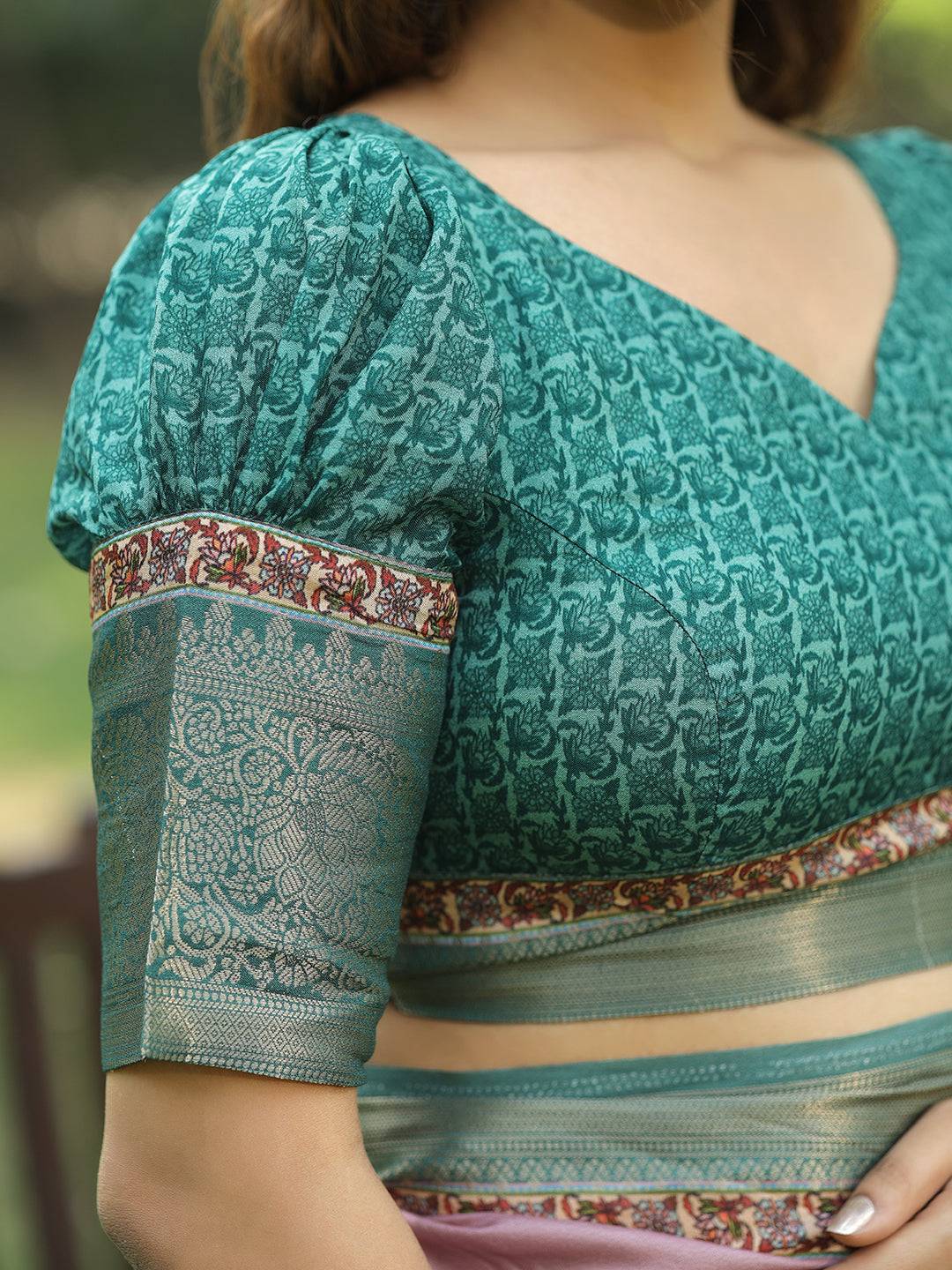 Light Pink Colour Phulkari Design Zari Weaving Pallu Saree - Luxe by My Store