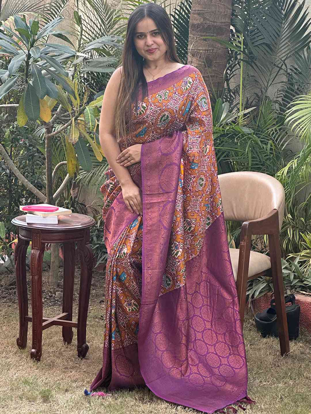 Honey Yellow Colour Dola Silk Saree With Gold And Silver Zari Work by My Store