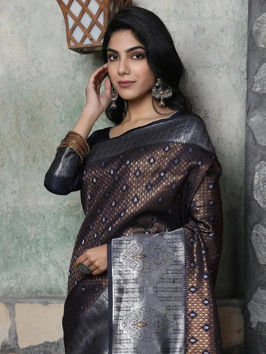 Kanjivaram Silk Saree With Zari Work by My Store