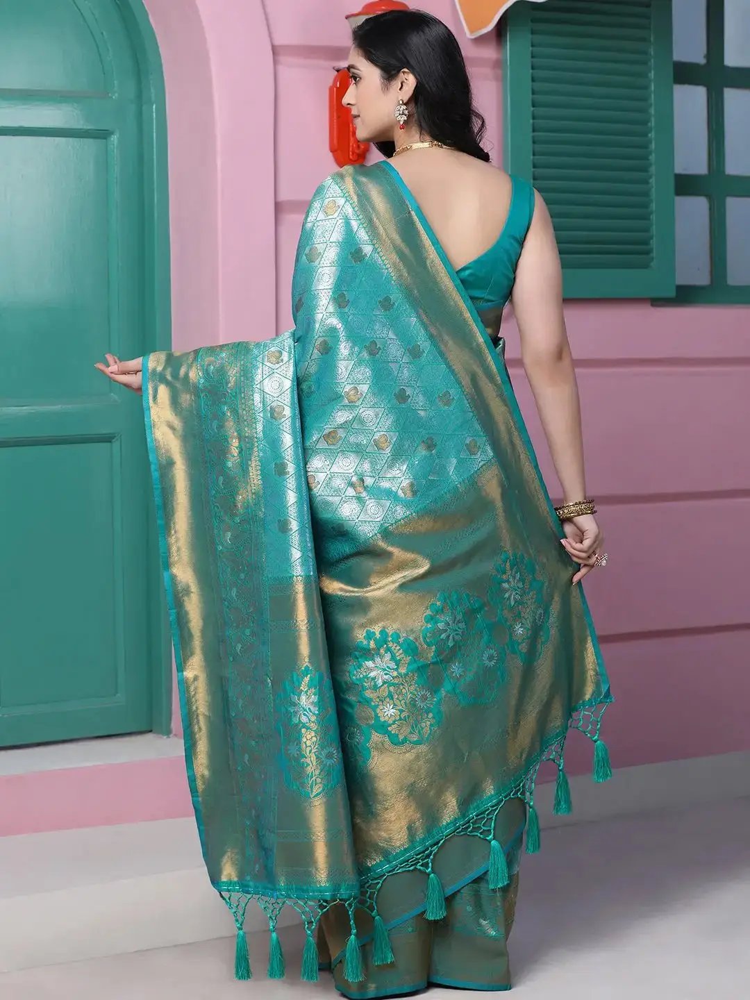 Kanjivaram Silk Saree With Zari Work by My Store
