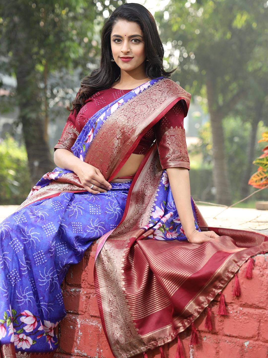 Purple Colour Pure Viscose Dola Silk Saree With Floral Print Border - Luxe by My Store