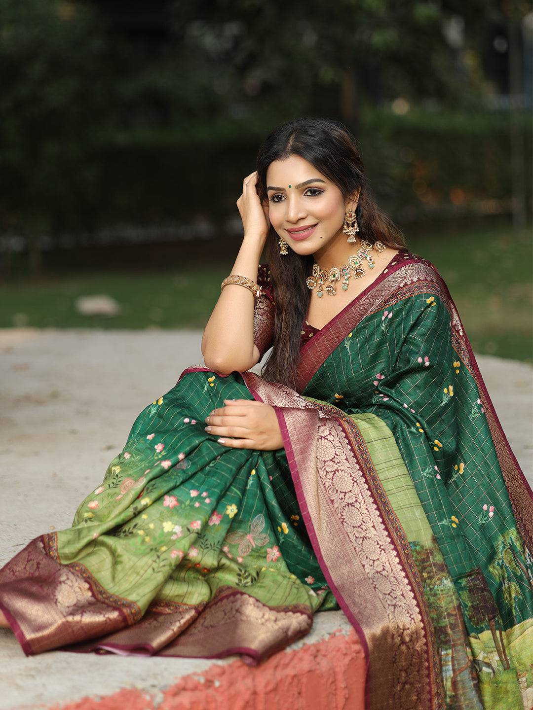 Bottle Green Colour Pure Viscose Dola Silk Saree With Mughal Motifs - Luxe by My Store