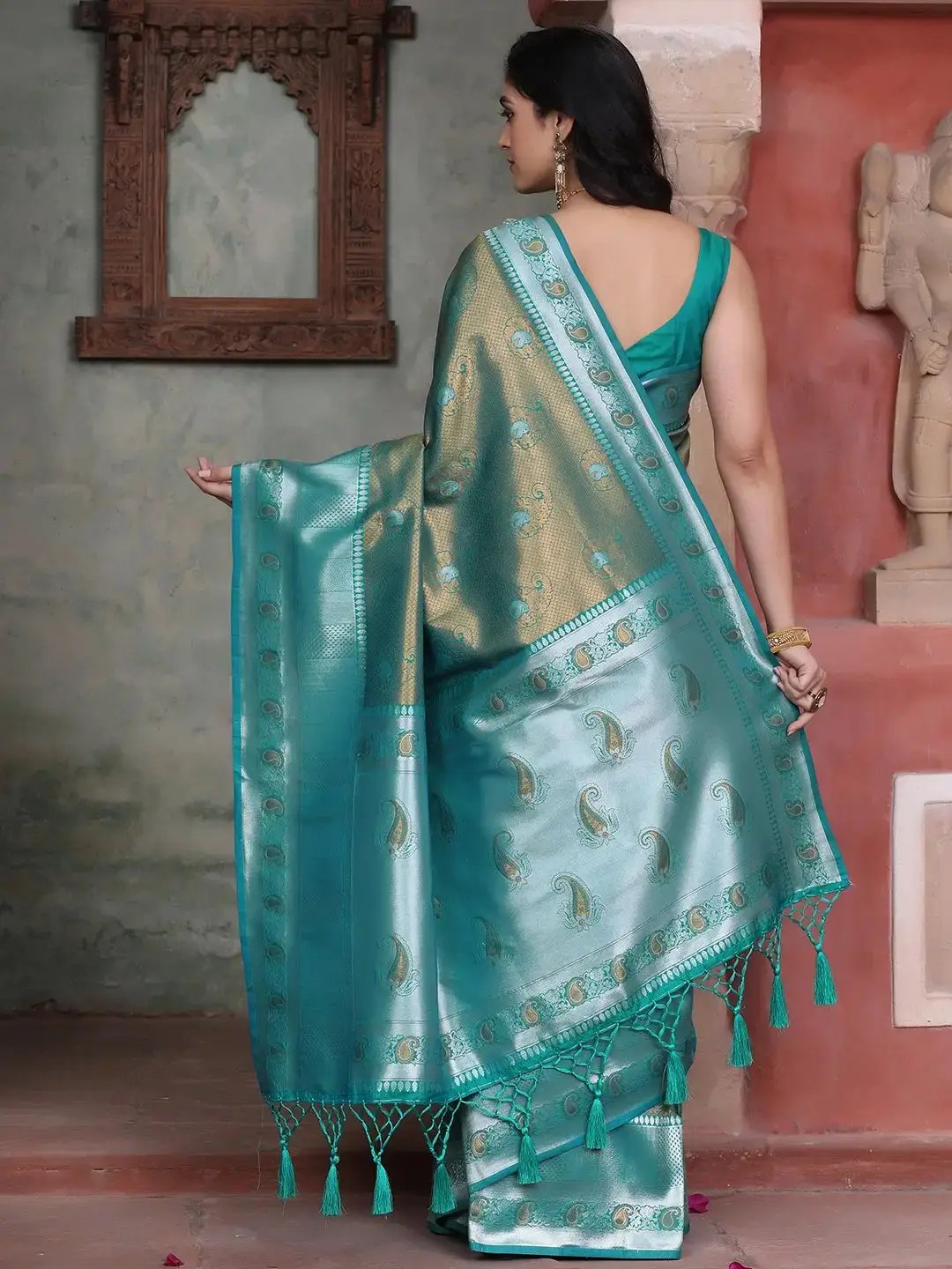 Kanjivaram Silk Saree With Zari Work by My Store