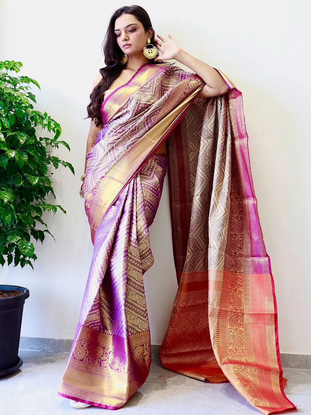 Exclusive Gold Zari One Grm Gold Kanjivaaram Pattu Silk Saree. by My Store