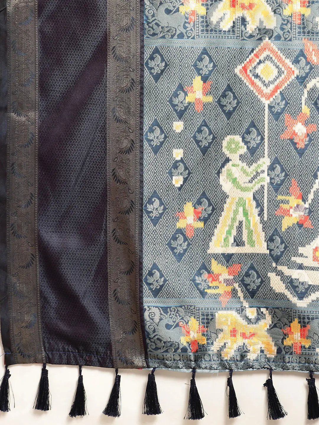 Exclusive Pattu Border Banarasi Soft Silk Saree