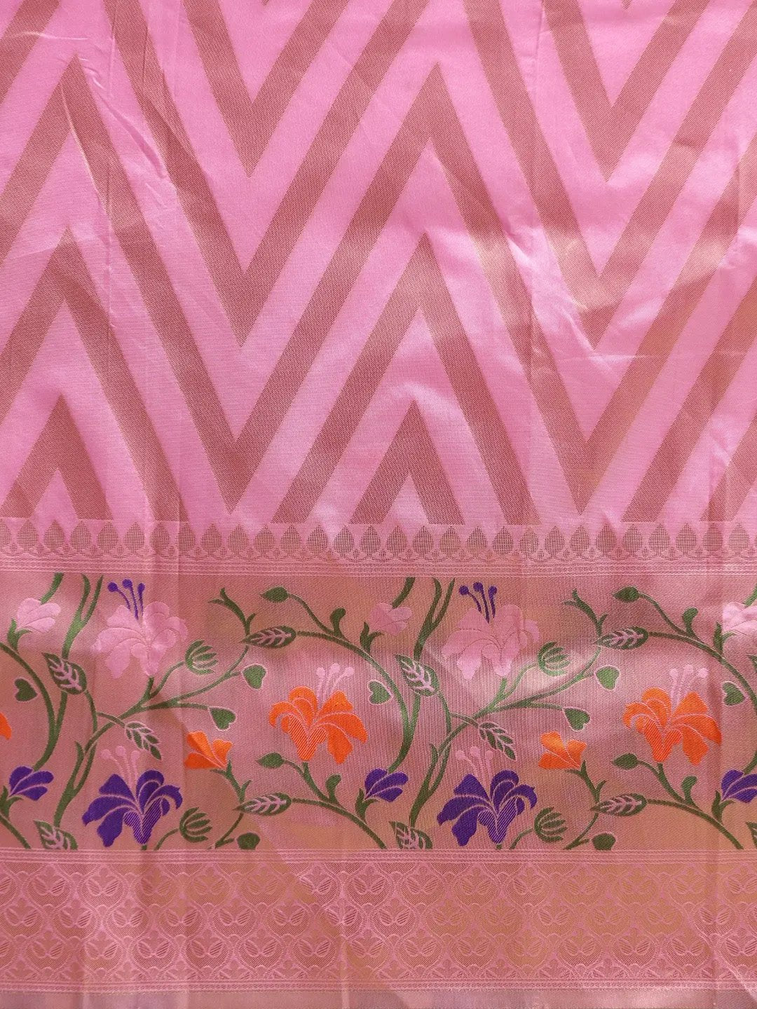 Banarasi Geometric Design Pink Colour Katan Silk Saree