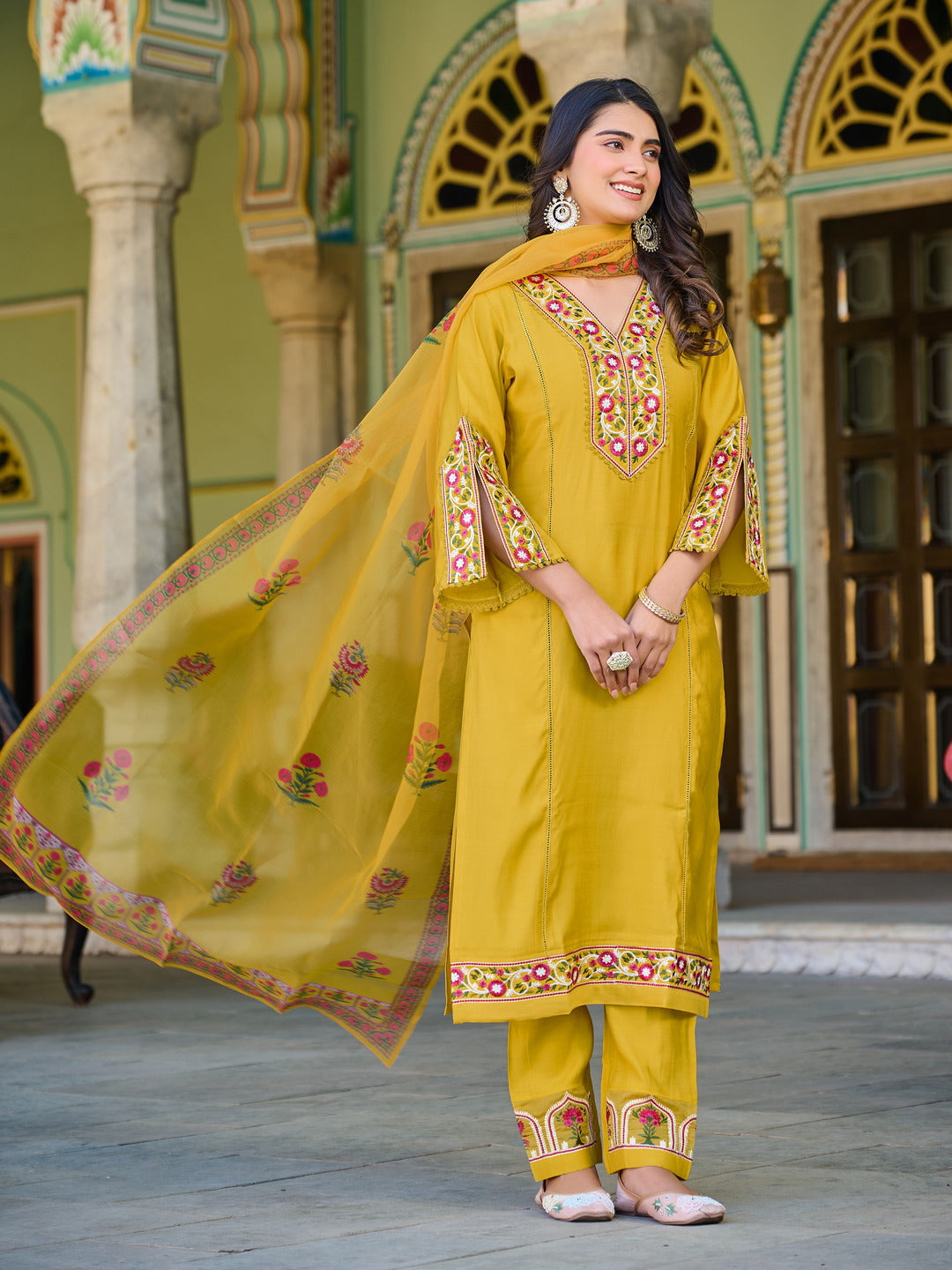 Festival Wear Kurta Set For Laddies