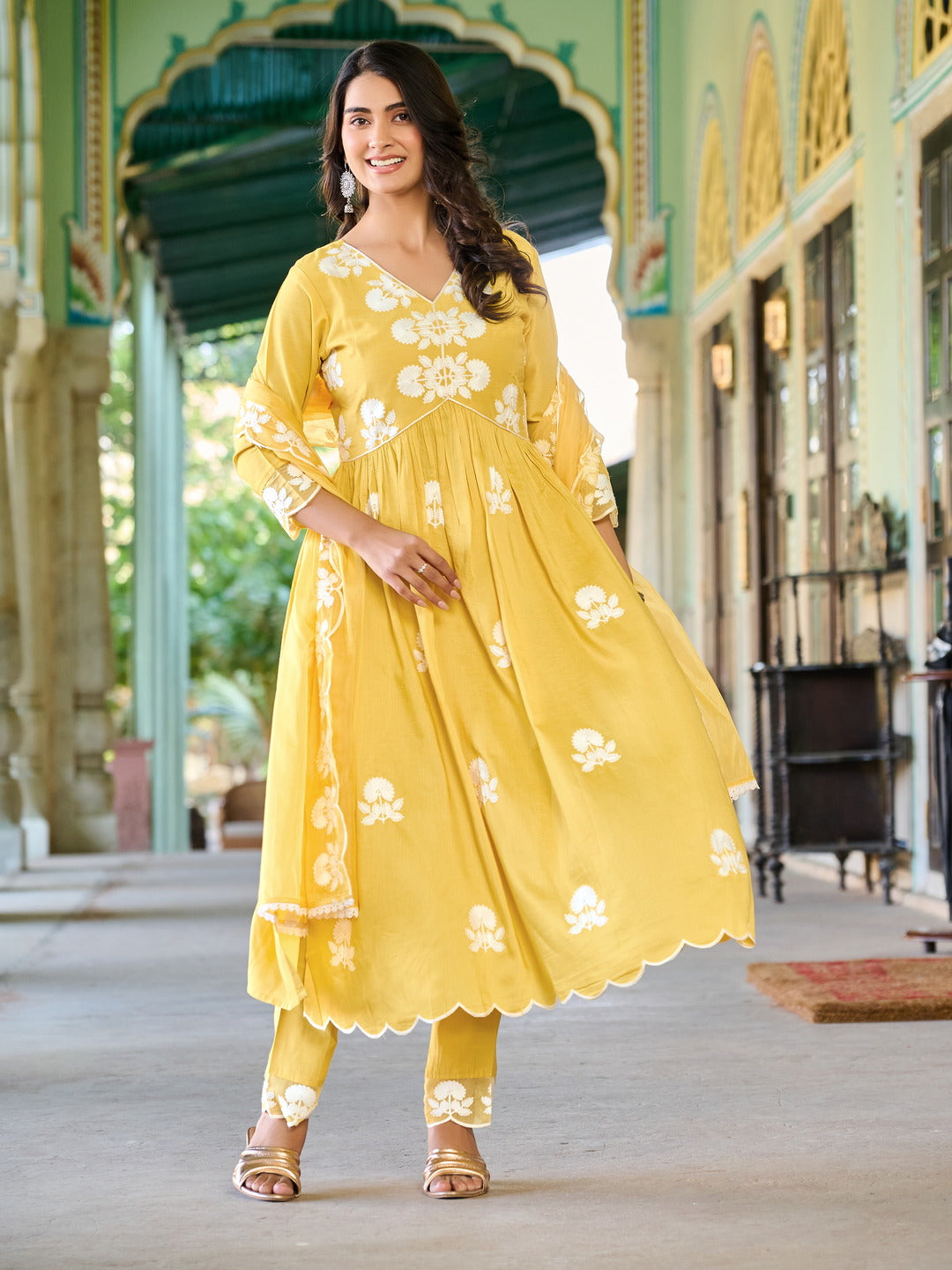 Styles Yellow Women Kurta Set