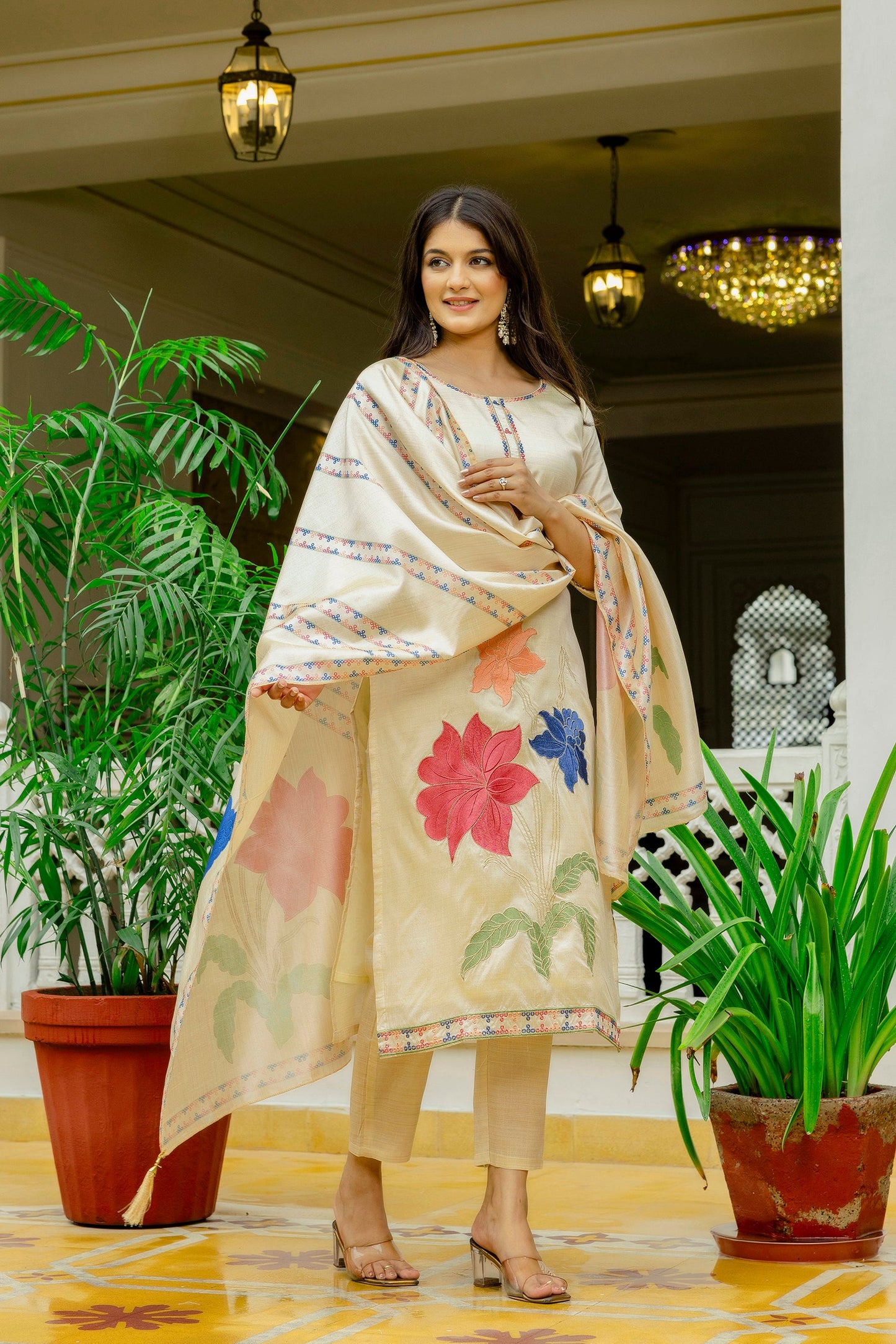 Elegant Cream Kurta with Multi-Color Prints – Ethnic & Casual Wear for Women