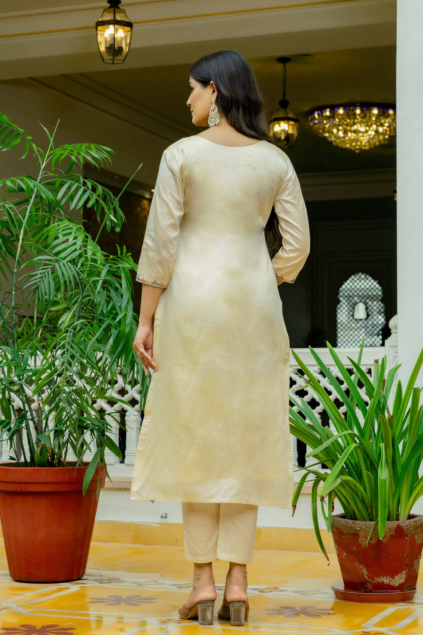 Elegant Cream Kurta with Multi-Color Prints – Ethnic & Casual Wear for Women