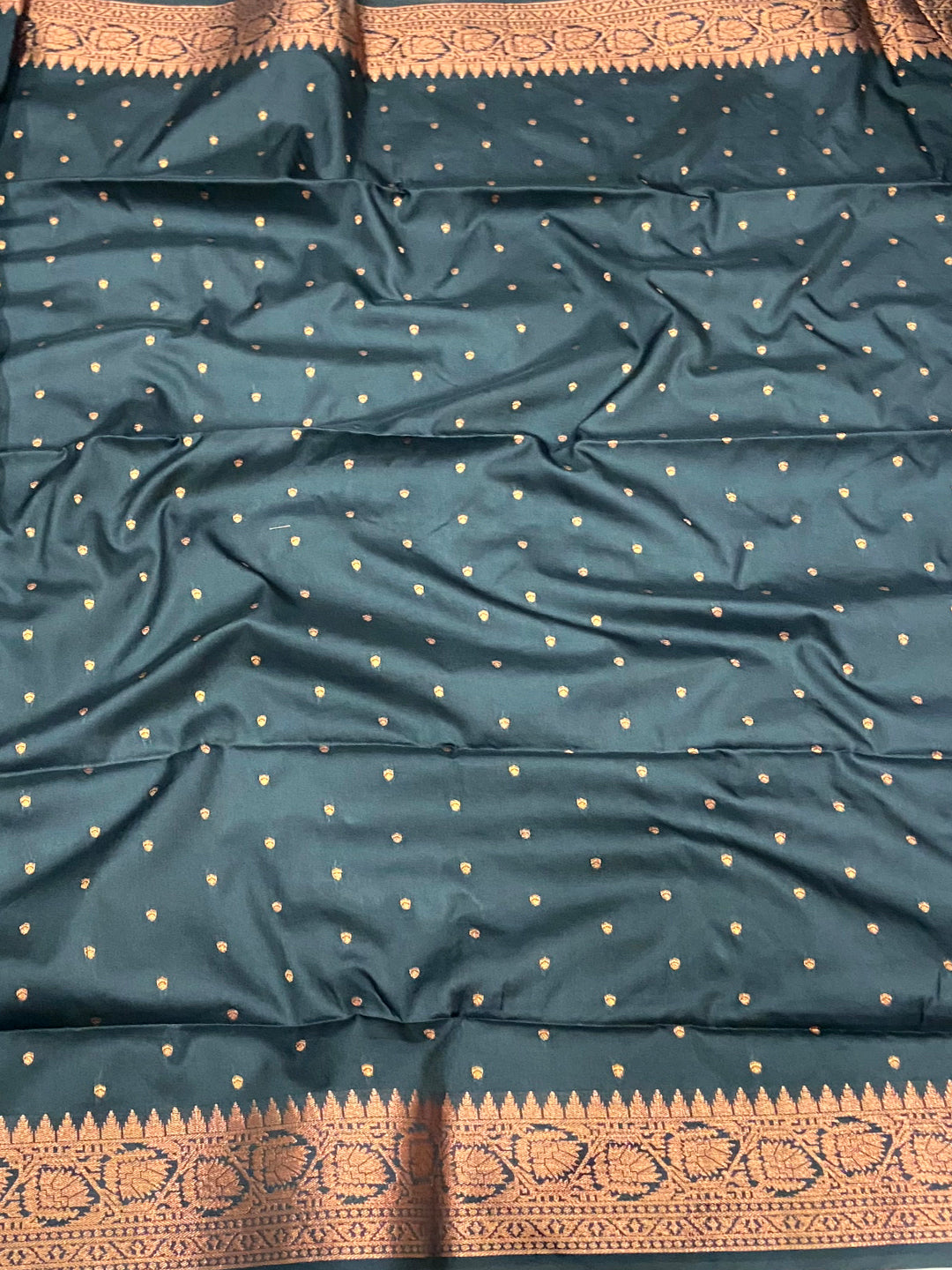Black Soft Silk Coppar Zari Weaving Saree