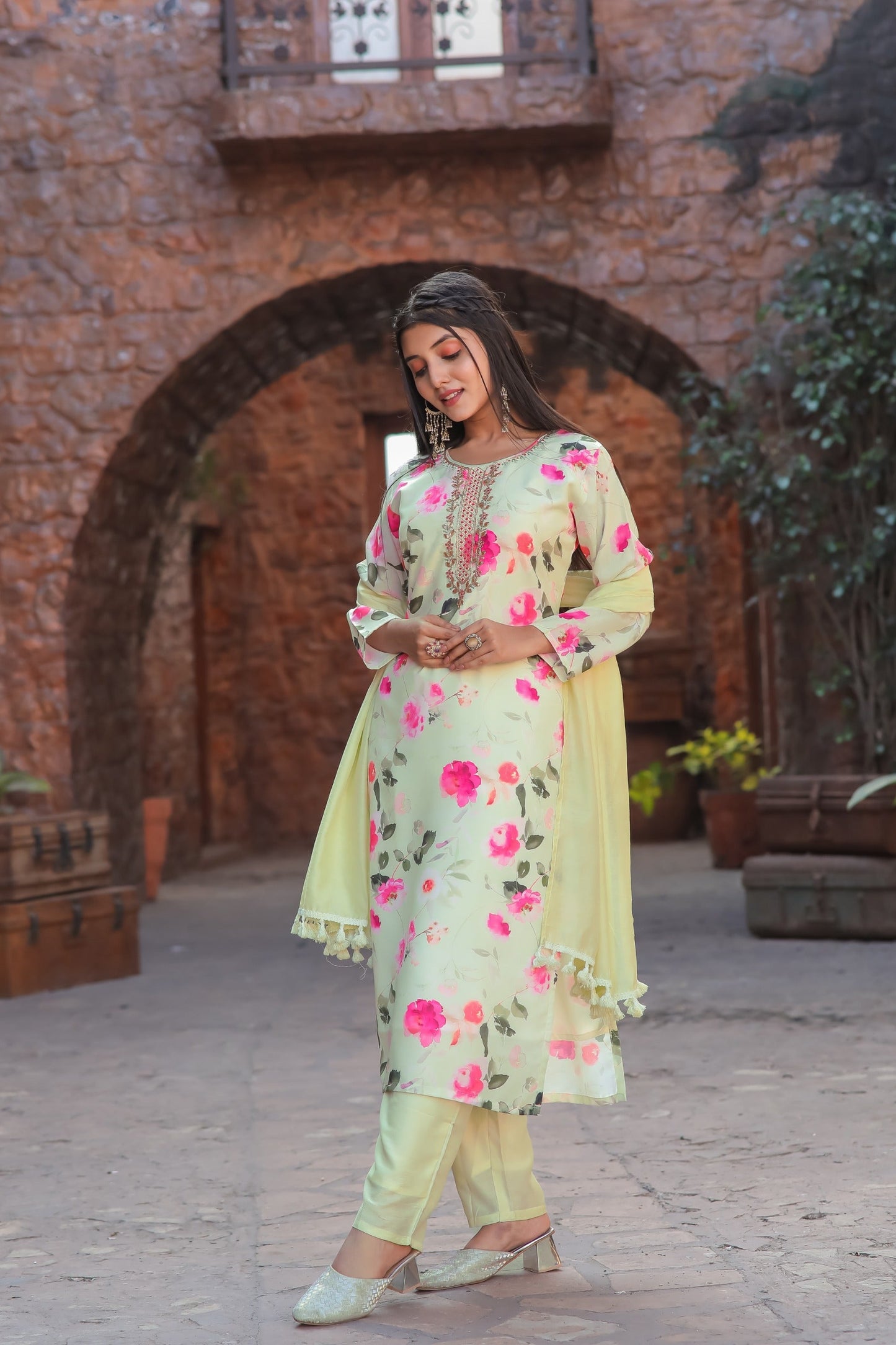 Festival Wear Cotton Cream Kurta Set