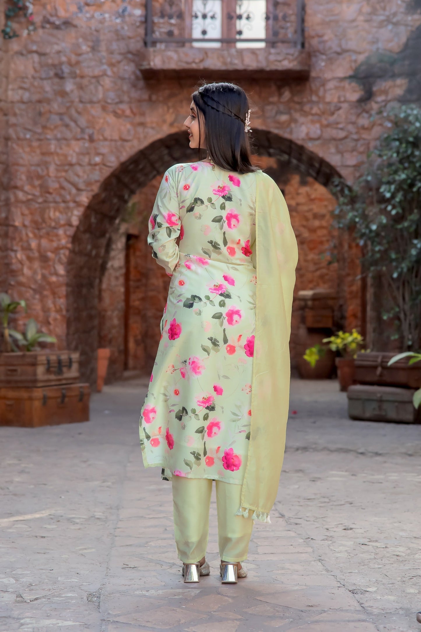 Festival Wear Cotton Cream Kurta Set