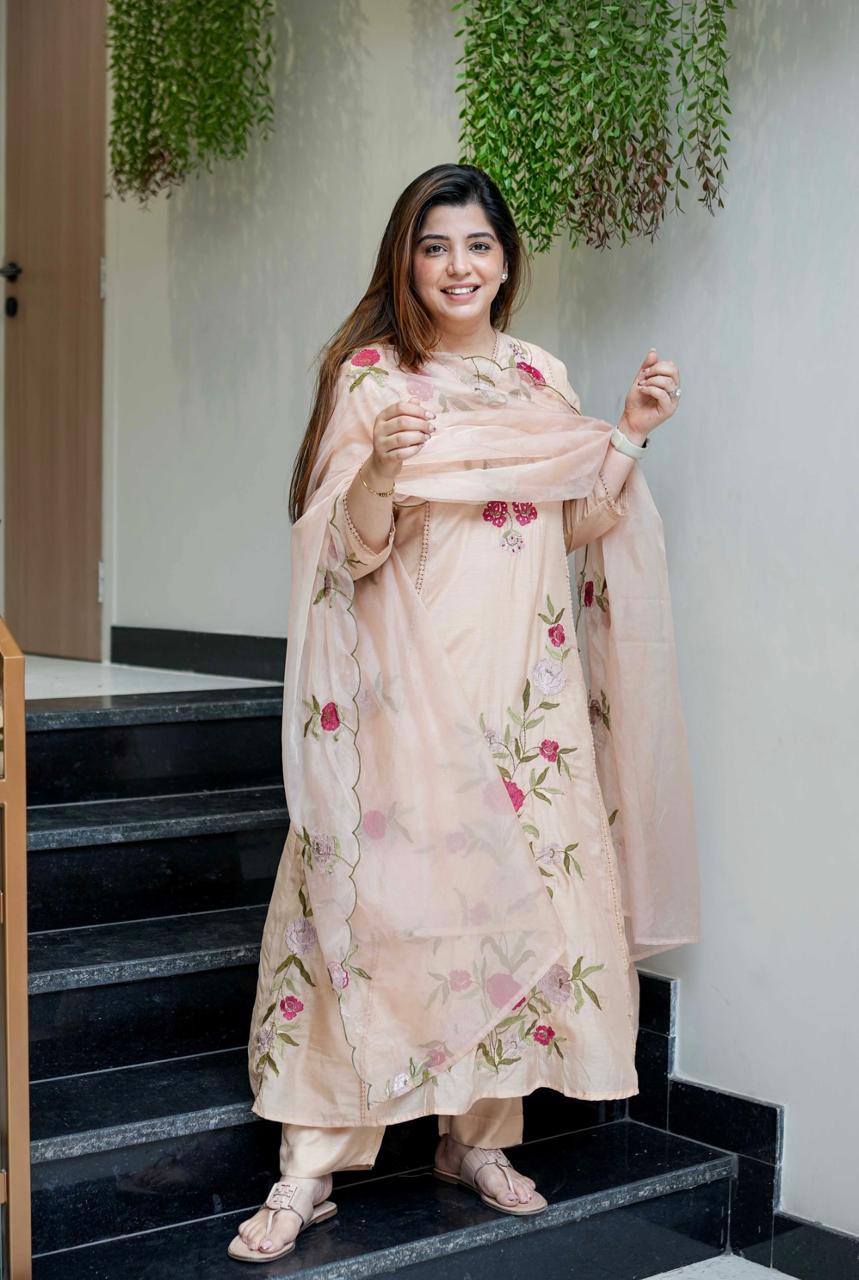 Elegant Peach Embroidered Cotton Kurta Set with Dupatta