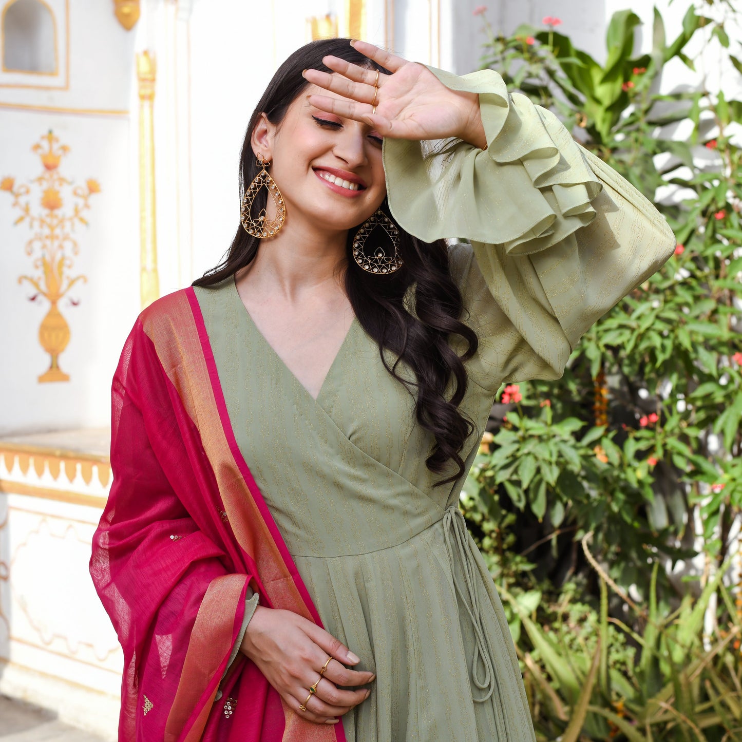 AASHIKA SUIT SET