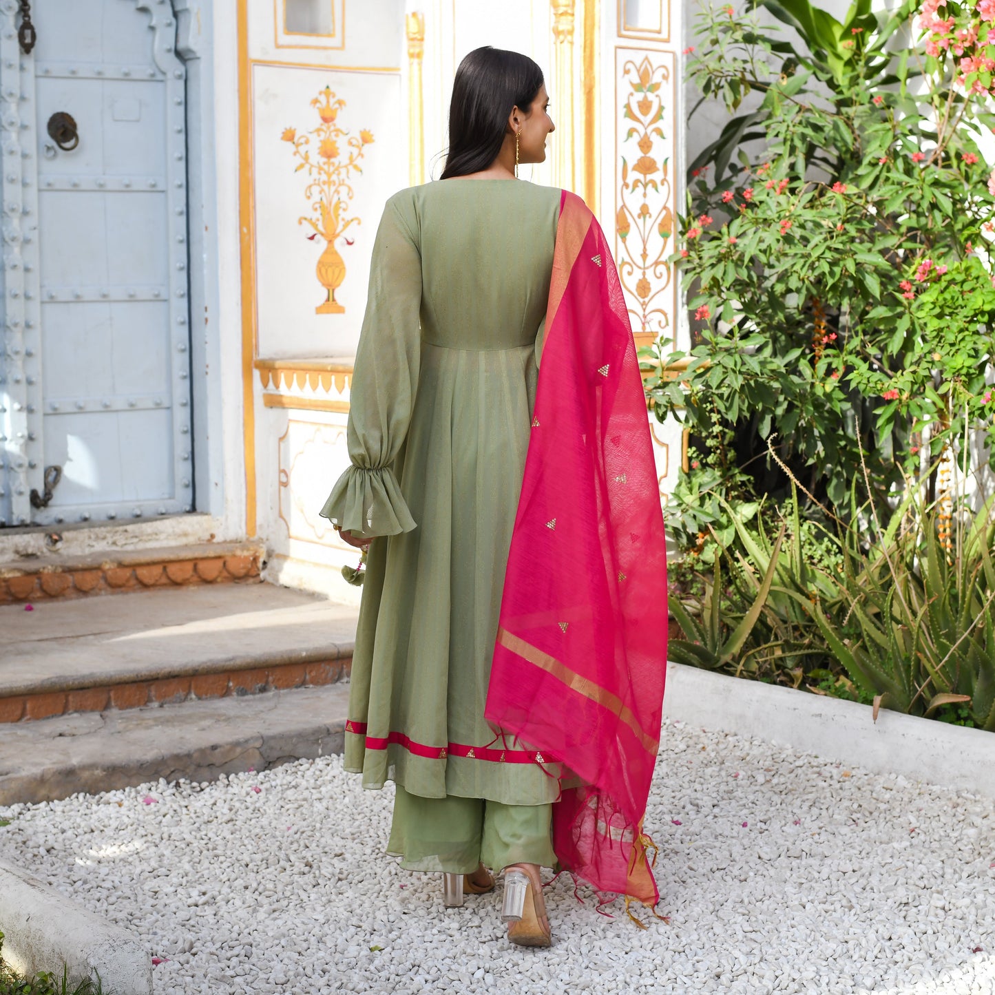 AASHIKA SUIT SET