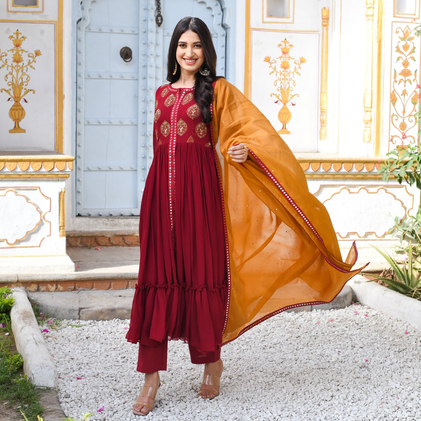 MADHUBALA SUIT SET