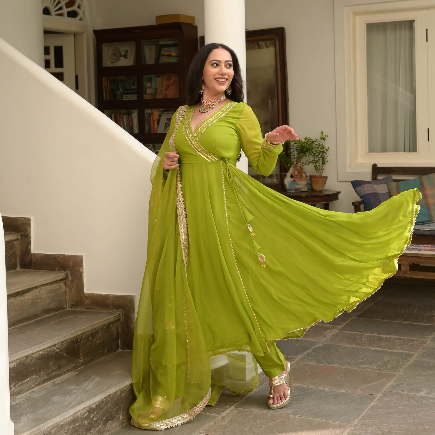 MAITHALI SUIT SET