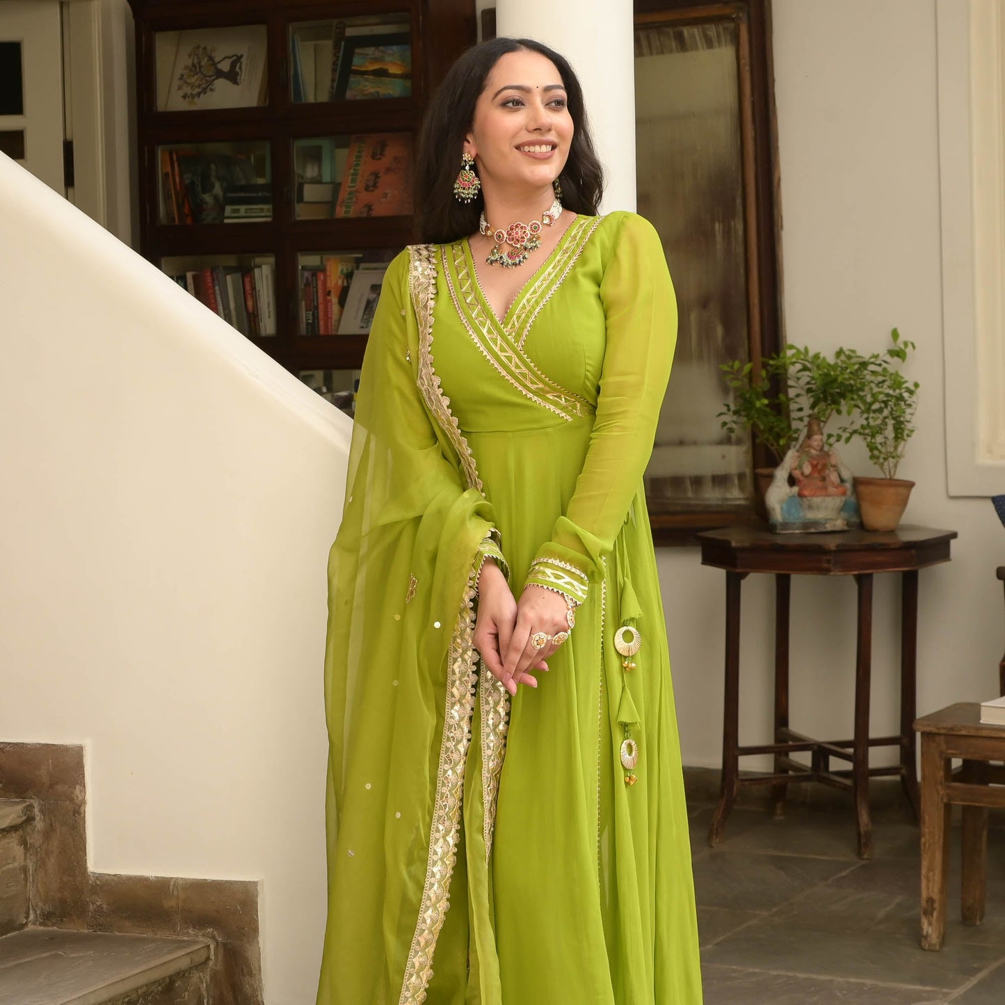MAITHALI SUIT SET