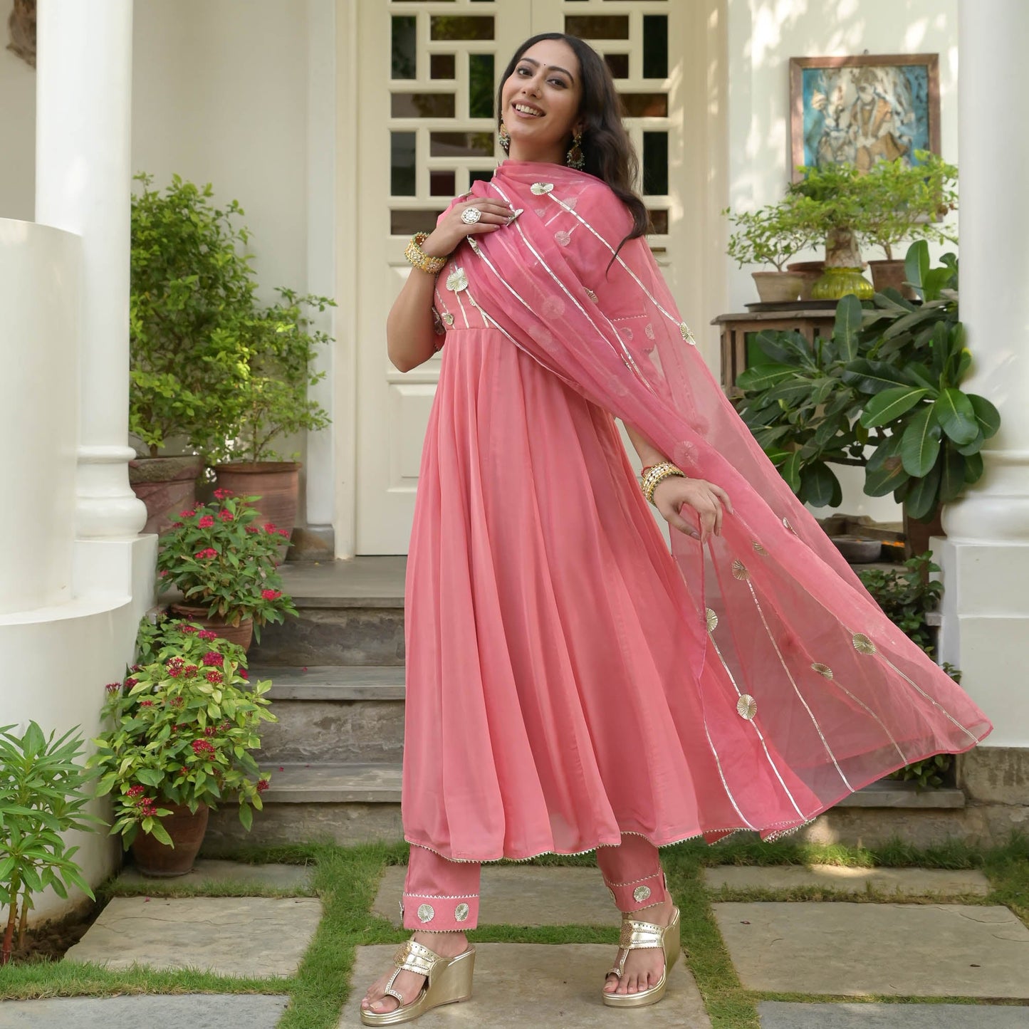 VIBHA SUIT SET