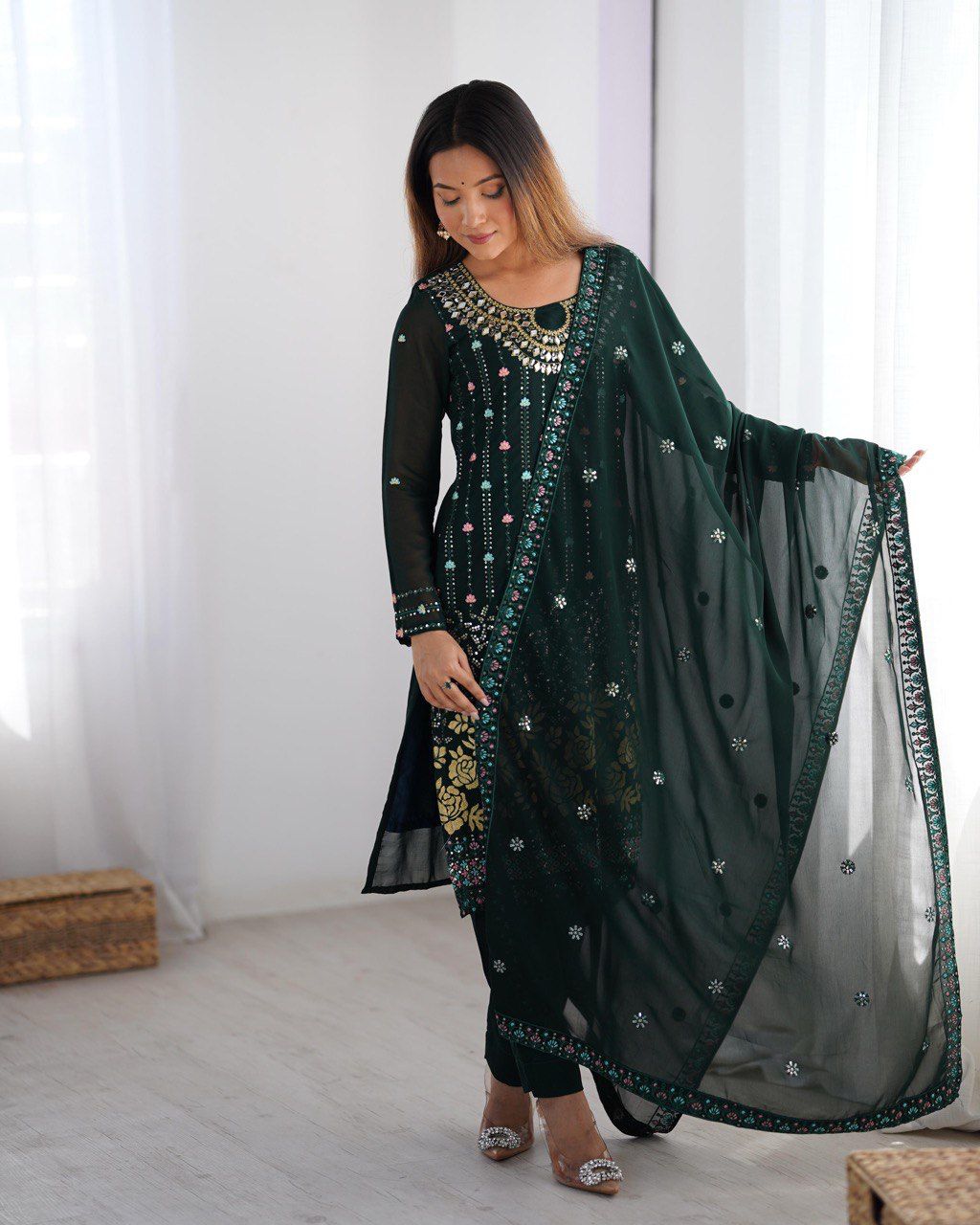 Festive Green Radiance Kurta Set
