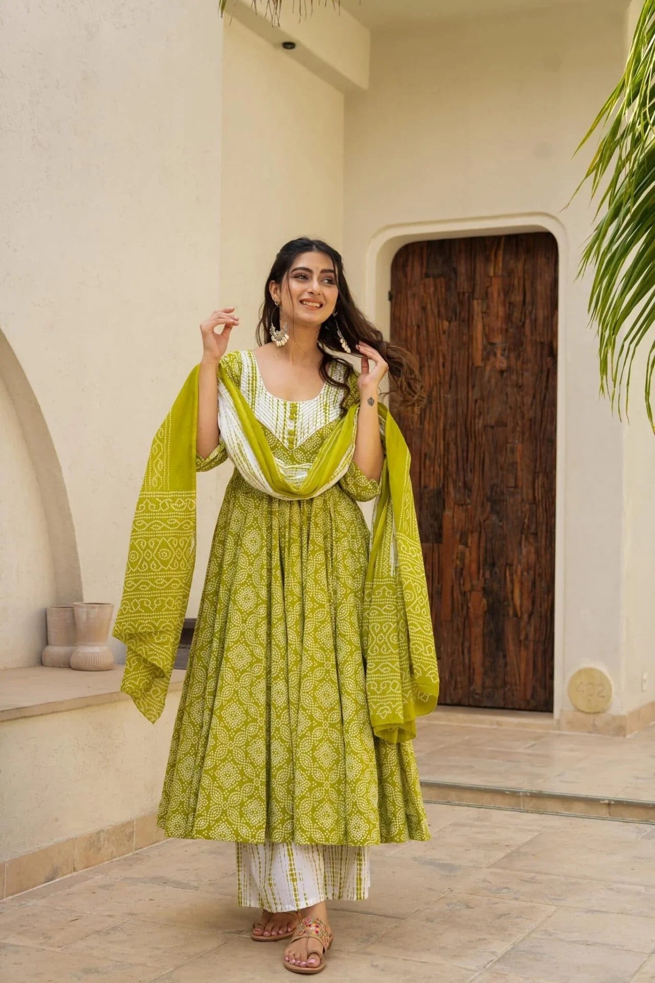 Calm & Classy – Green Ethnic Kurta Set For Women