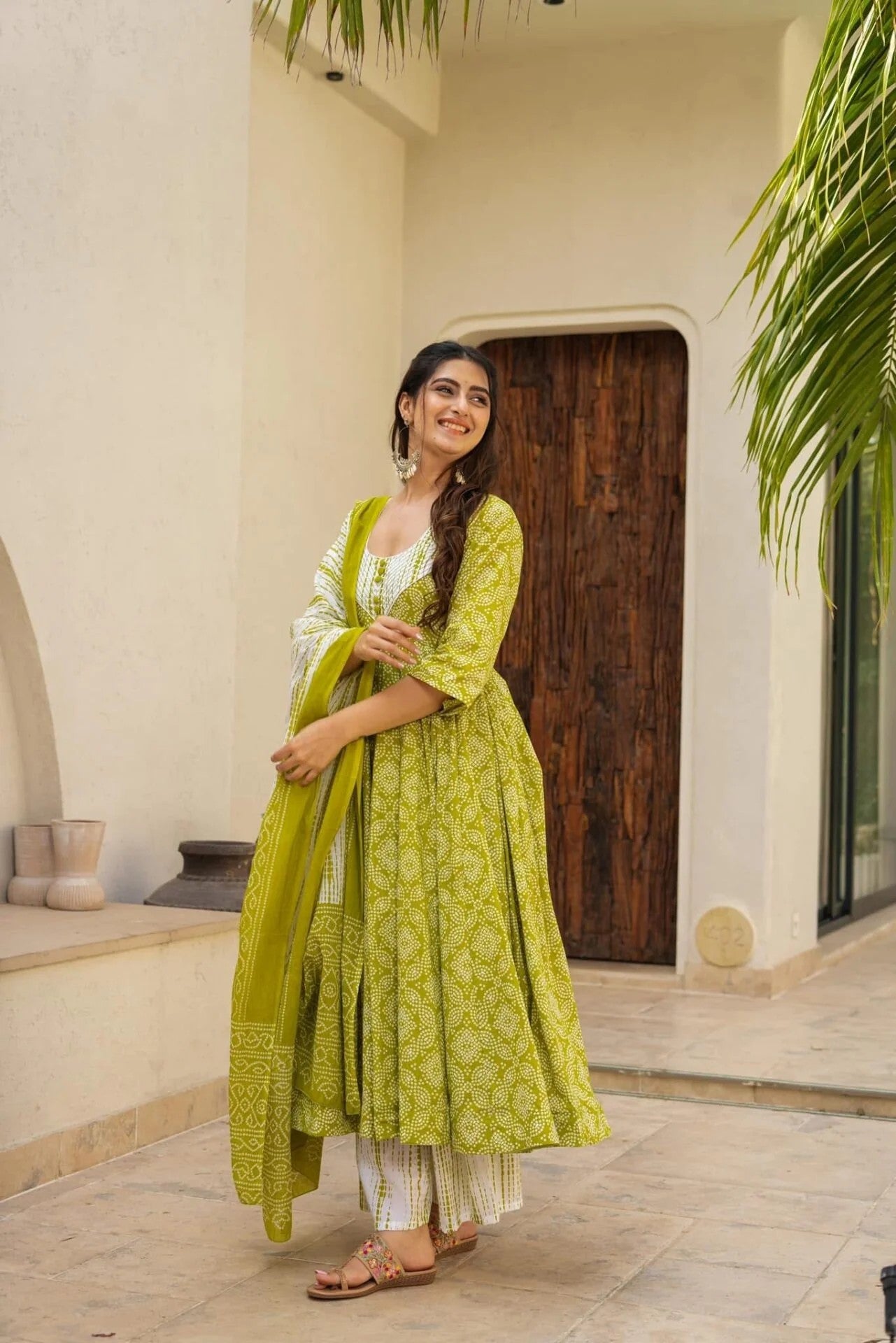 Calm & Classy – Green Ethnic Kurta Set For Women
