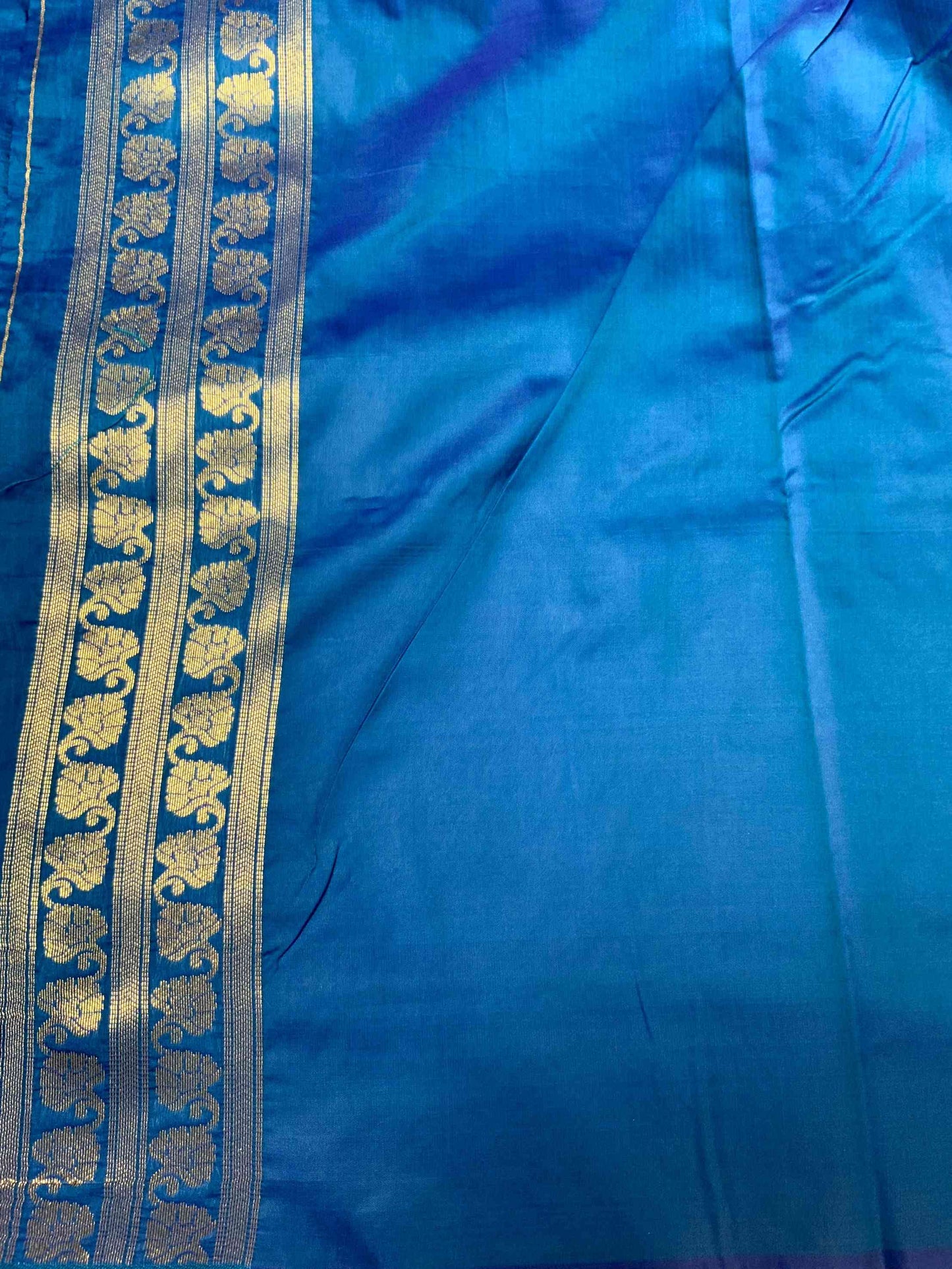 Lavender Cationic Soft Silk Saree by My Store
