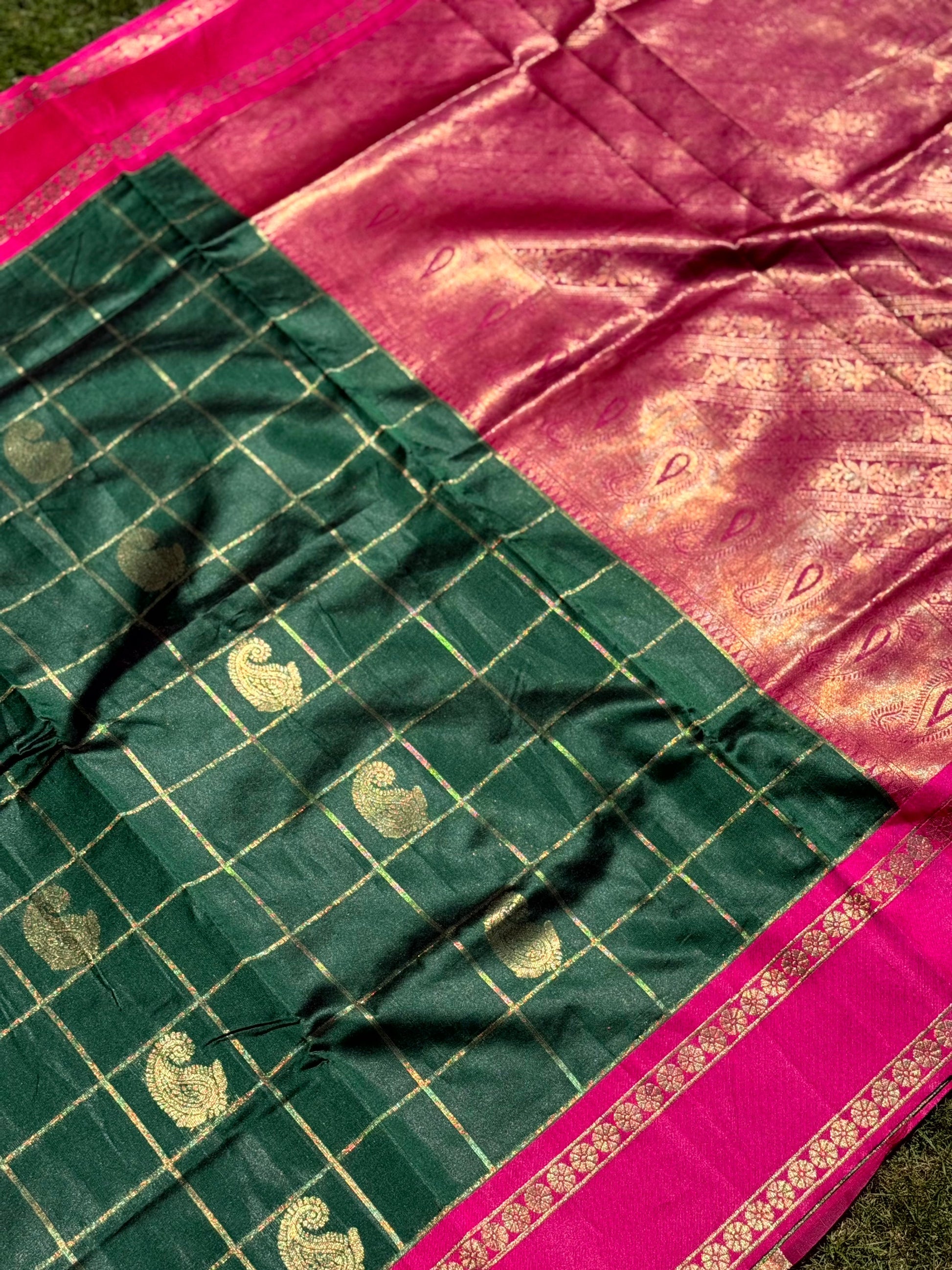 Intricate Paisley Silk Saree With Radiant Pink Pallu by My Store