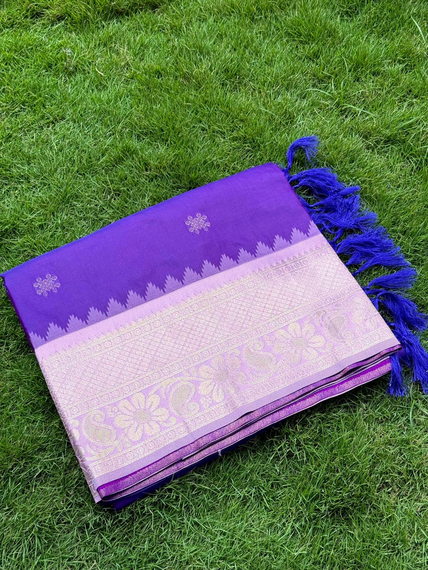 Purple Kolam Butti Gadwal Pattu Saree
