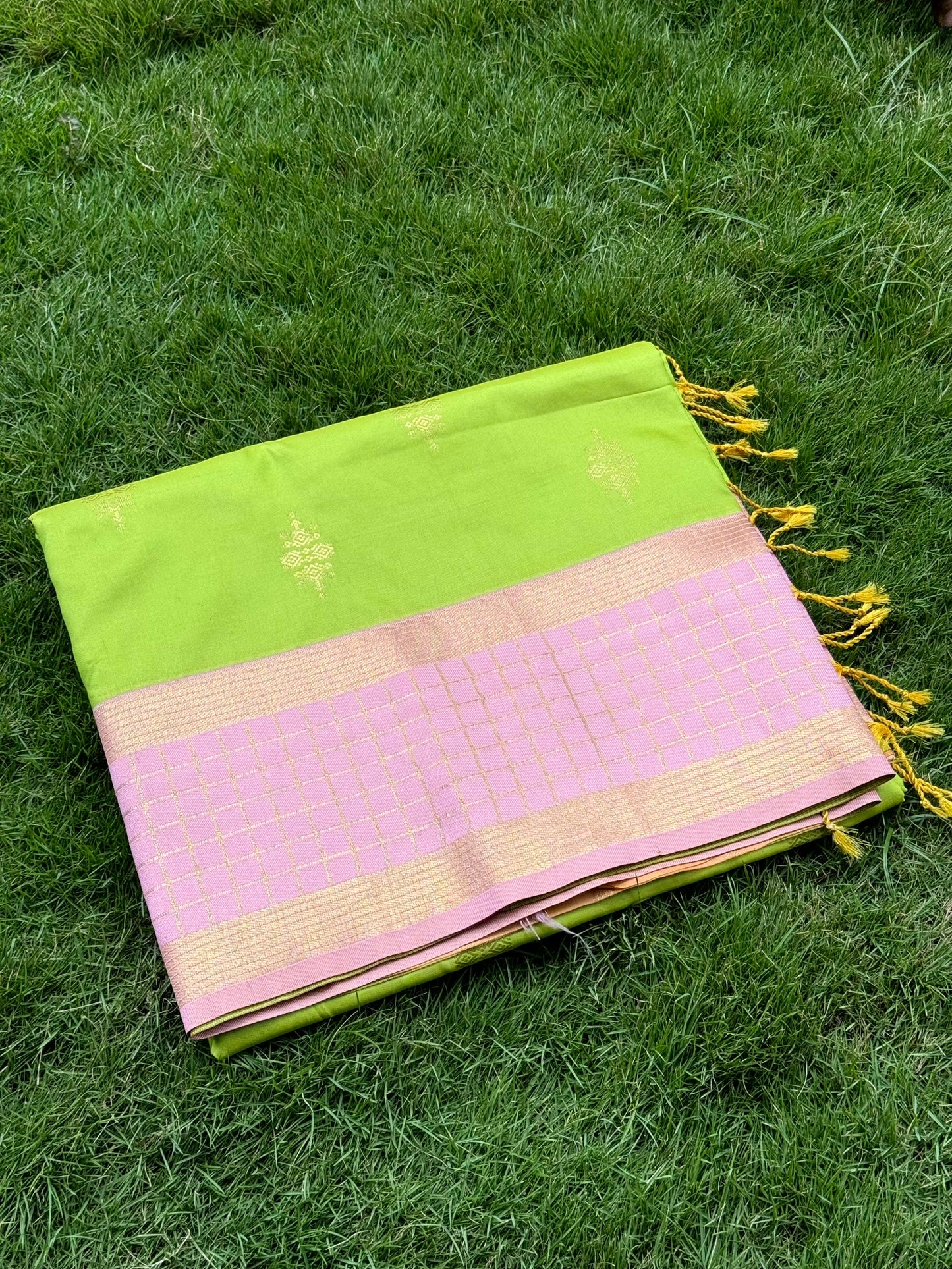 Green Kolam Zari Butta Soft Silk Saree by My Store