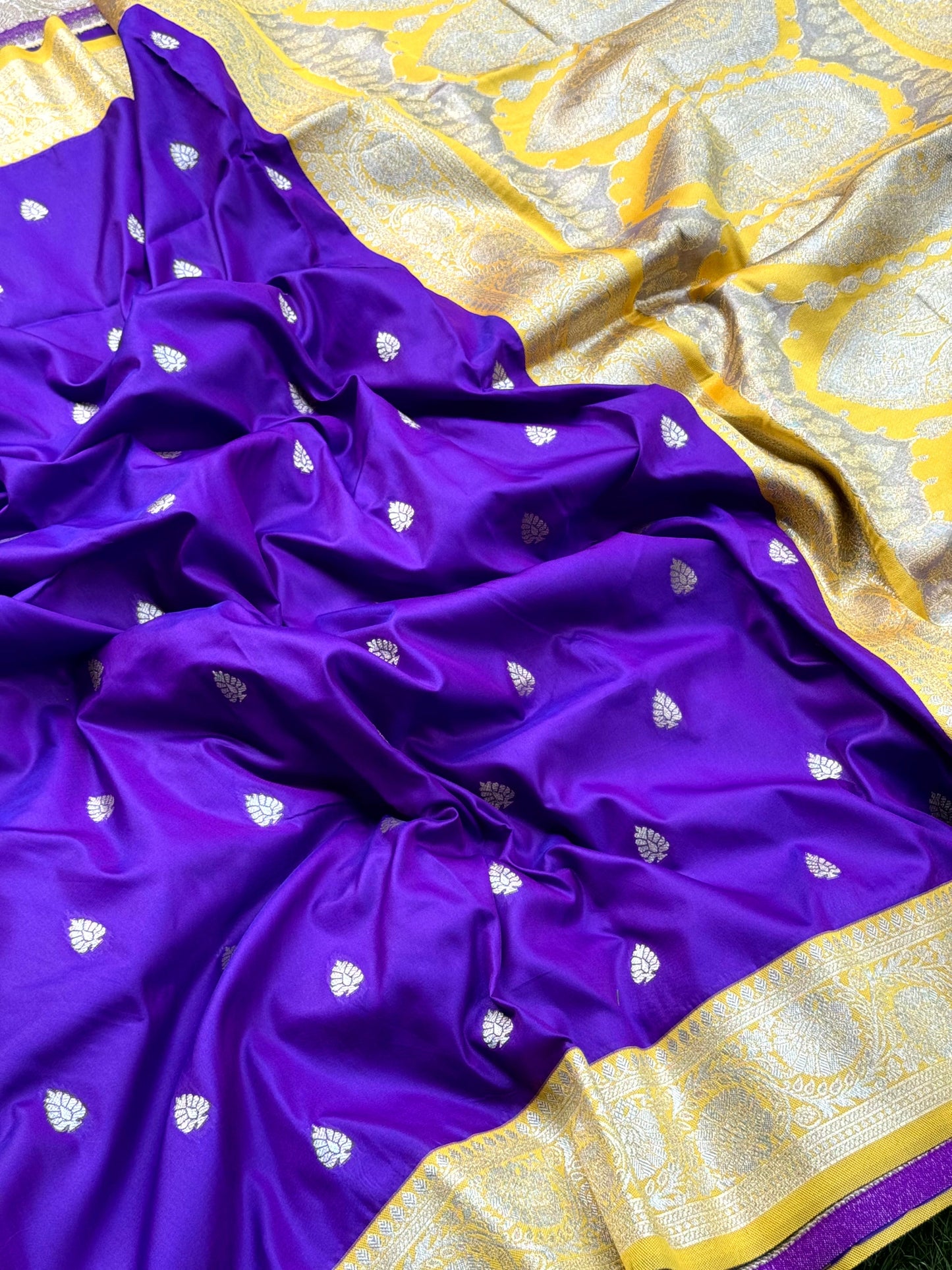 Purple Soft Silk Feather Saree by My Store