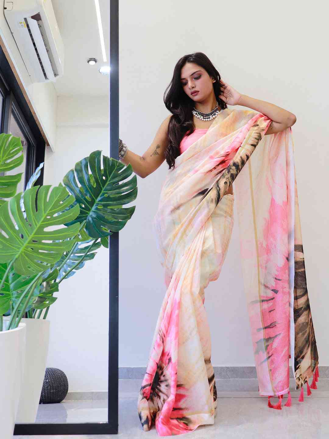 Tie dye Digital printed Doria Designer Party Wear Saree in Multicolours