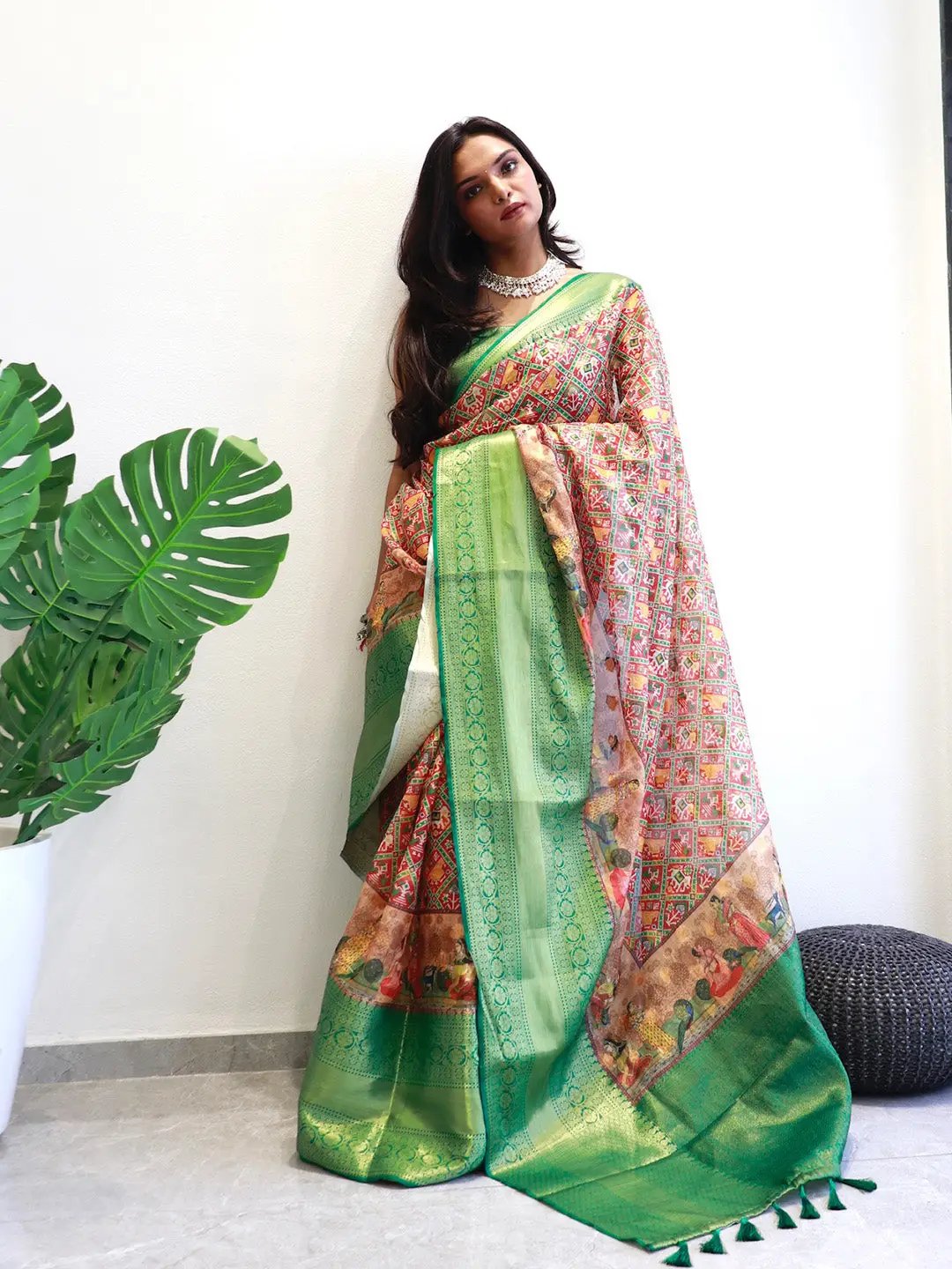 Patola printed Moonga Kota Doriya Saree by My Store