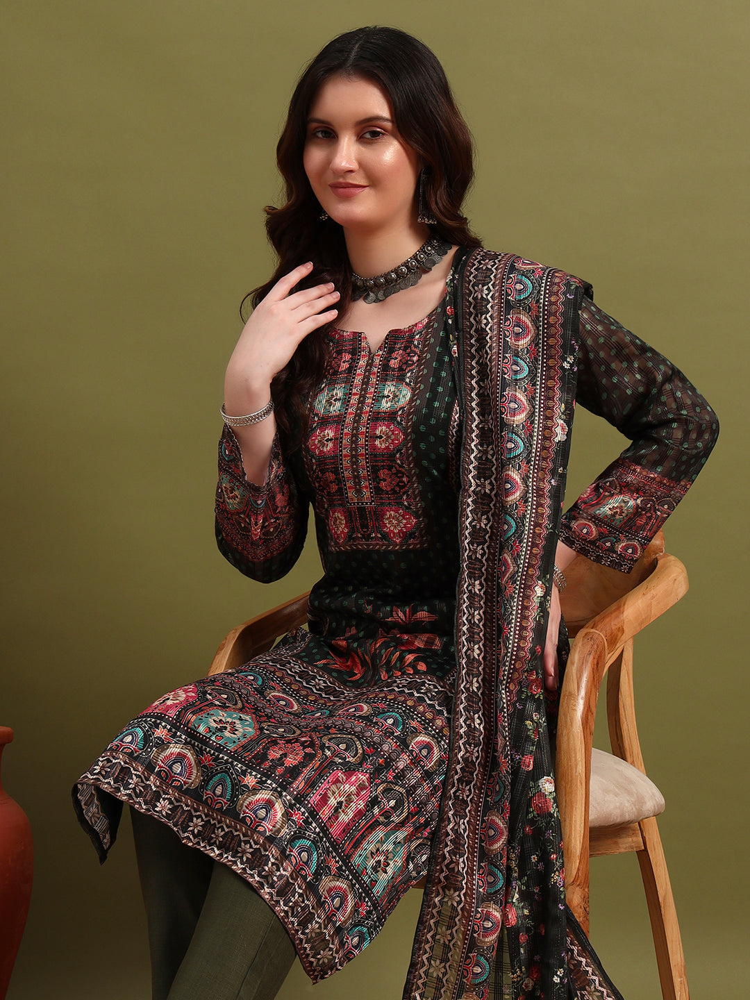 Mehendi Green Printed Kurta Set with Dupatta & Pants – Stylish Ethnic Wear