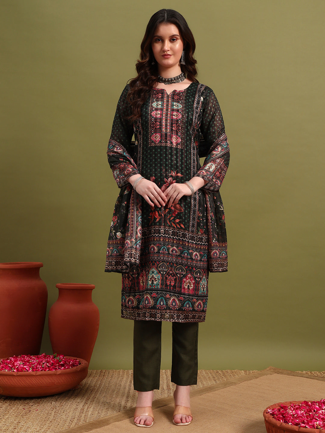 Mehendi Green Printed Kurta Set with Dupatta & Pants – Stylish Ethnic Wear