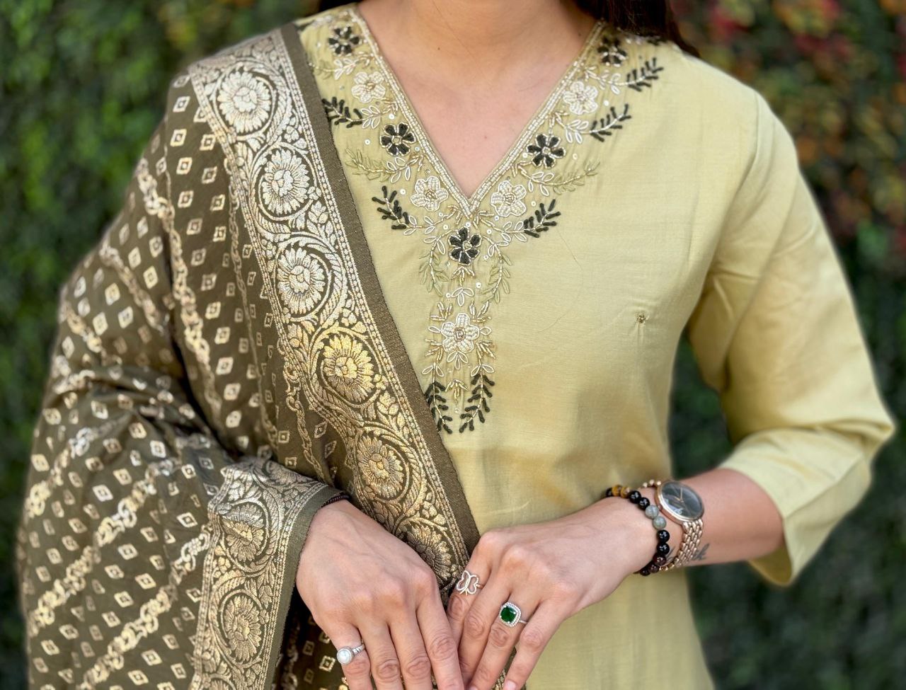 Mehendi Green Kurta Set with Dupatta – Stylish Festive & Wedding Wear for Women